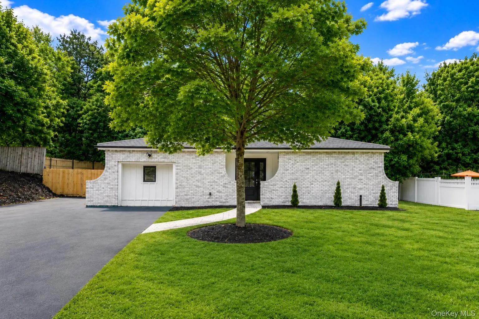 30 Bradley Drive, Brookhaven, NY, 5 Bedrooms Bedrooms, 7 Rooms Rooms,3 BathroomsBathrooms,Residential,For Rent,Bradley,0,1015655 30 Bradley Drive, Brookhaven, NY, 5 Bedrooms Bedrooms, 7 Rooms Rooms,3 BathroomsBathrooms,Residential,For Rent,Bradley,0,1015655