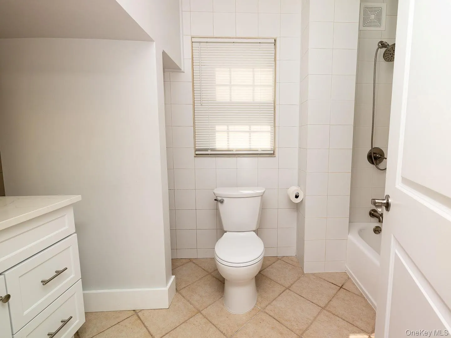 47 Wood, Hempstead, NY, 3 Bedrooms Bedrooms, 5 Rooms Rooms,1 BathroomBathrooms,Residential Lease,For Rent,Wood,0,1015658 47 Wood, Hempstead, NY, 3 Bedrooms Bedrooms, 5 Rooms Rooms,1 BathroomBathrooms,Residential Lease,For Rent,Wood,0,1015658