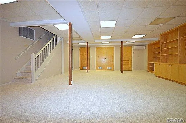 17 Hilltop Drive, North Hempstead, NY, 6 Bedrooms Bedrooms, 10 Rooms Rooms,4 BathroomsBathrooms,Residential Lease,For Rent,Hilltop,0,1015669 17 Hilltop Drive, North Hempstead, NY, 6 Bedrooms Bedrooms, 10 Rooms Rooms,4 BathroomsBathrooms,Residential Lease,For Rent,Hilltop,0,1015669