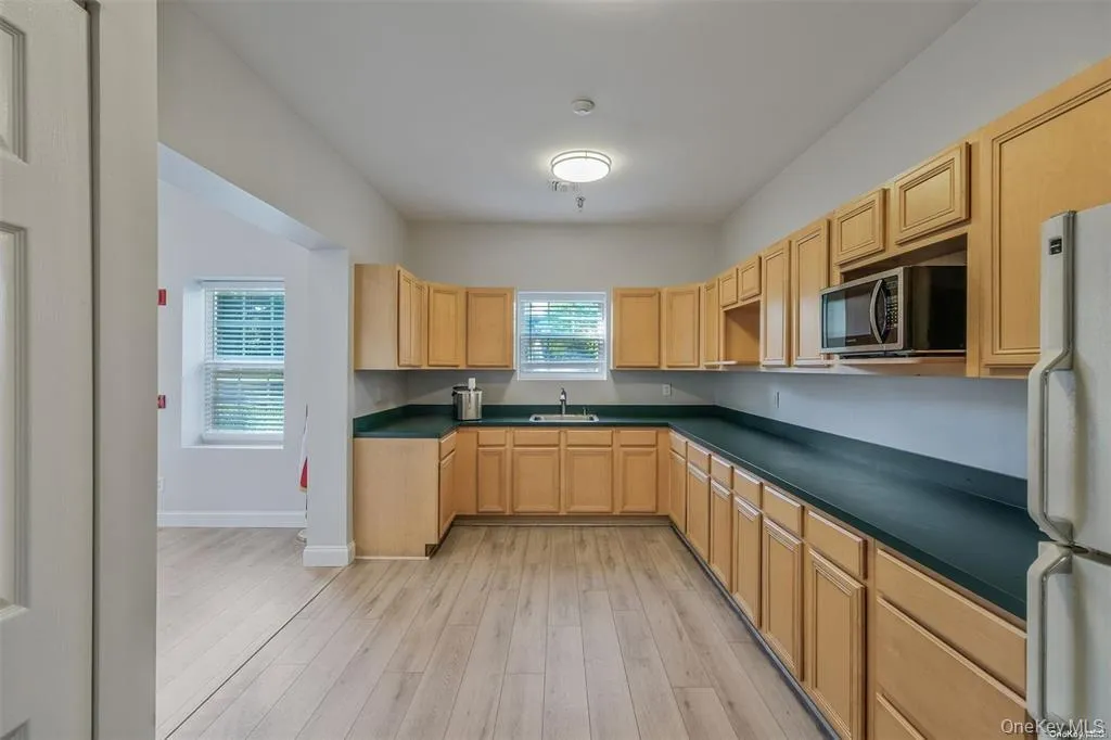 64 Commodore Circle, Brookhaven, NY, 2 Bedrooms Bedrooms, 5 Rooms Rooms,2 BathroomsBathrooms,Residential,For Rent,Commodore,0,1015678 64 Commodore Circle, Brookhaven, NY, 2 Bedrooms Bedrooms, 5 Rooms Rooms,2 BathroomsBathrooms,Residential,For Rent,Commodore,0,1015678