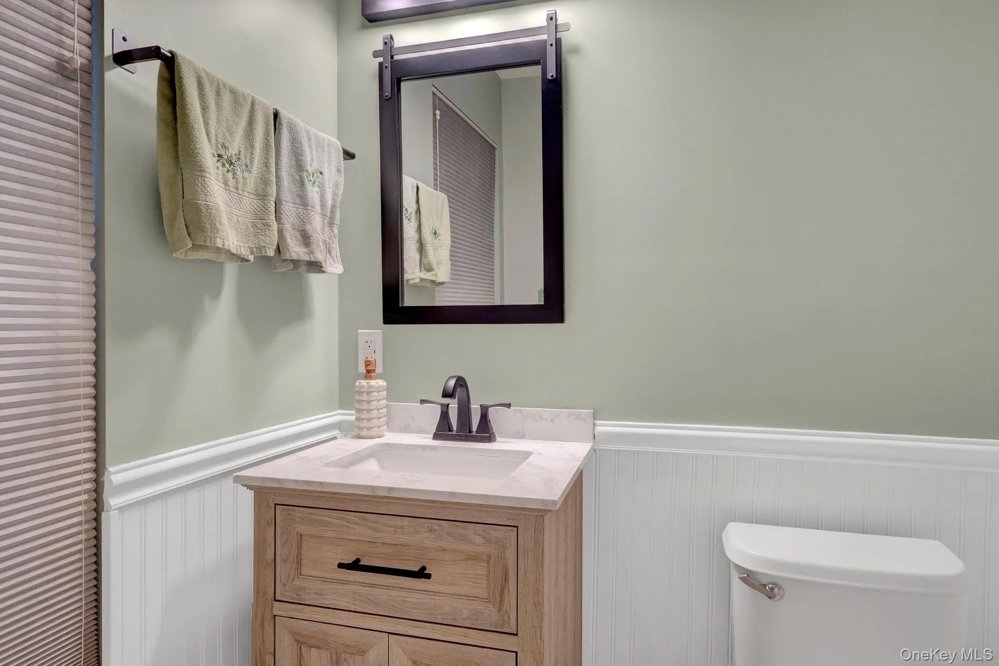 64 Commodore Circle, Brookhaven, NY, 2 Bedrooms Bedrooms, 5 Rooms Rooms,2 BathroomsBathrooms,Residential,For Rent,Commodore,0,1015678 64 Commodore Circle, Brookhaven, NY, 2 Bedrooms Bedrooms, 5 Rooms Rooms,2 BathroomsBathrooms,Residential,For Rent,Commodore,0,1015678