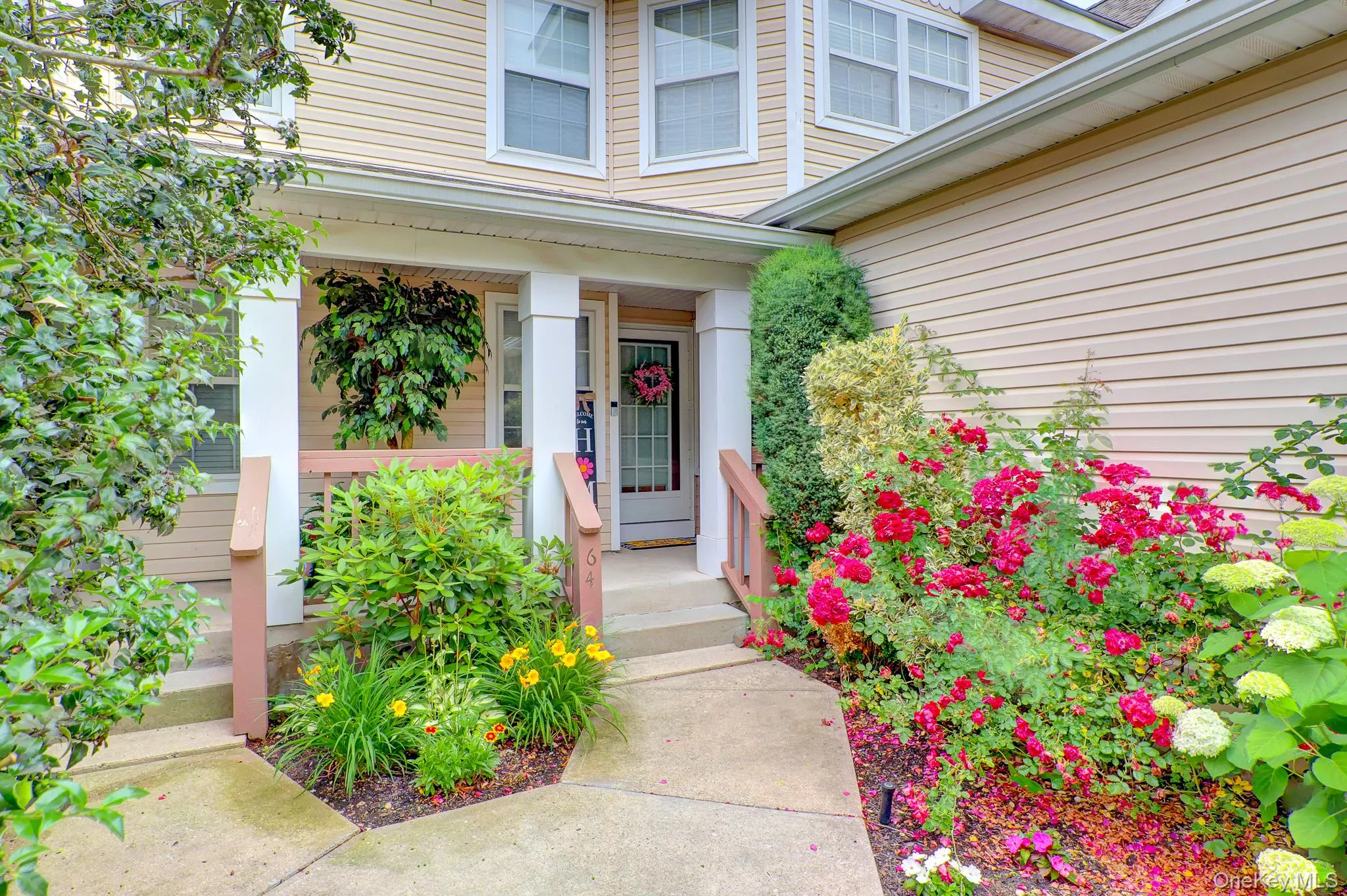 64 Commodore Circle, Brookhaven, NY, 2 Bedrooms Bedrooms, 5 Rooms Rooms,2 BathroomsBathrooms,Residential,For Rent,Commodore,0,1015678 64 Commodore Circle, Brookhaven, NY, 2 Bedrooms Bedrooms, 5 Rooms Rooms,2 BathroomsBathrooms,Residential,For Rent,Commodore,0,1015678