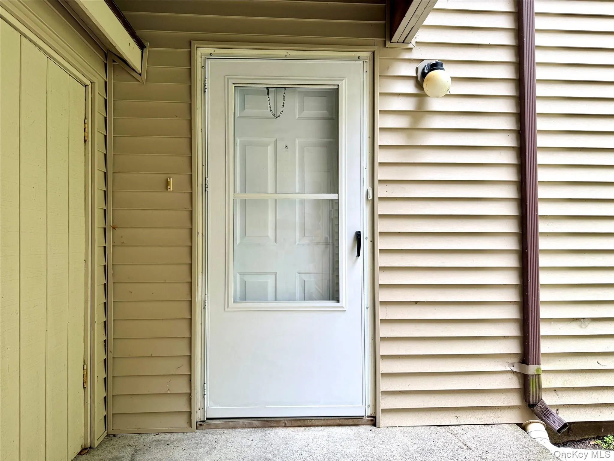 238 Concord Lane, Middletown, NY, 2 Bedrooms Bedrooms, 5 Rooms Rooms,1 BathroomBathrooms,Residential Lease,For Rent,Concord,0,1015679 238 Concord Lane, Middletown, NY, 2 Bedrooms Bedrooms, 5 Rooms Rooms,1 BathroomBathrooms,Residential Lease,For Rent,Concord,0,1015679