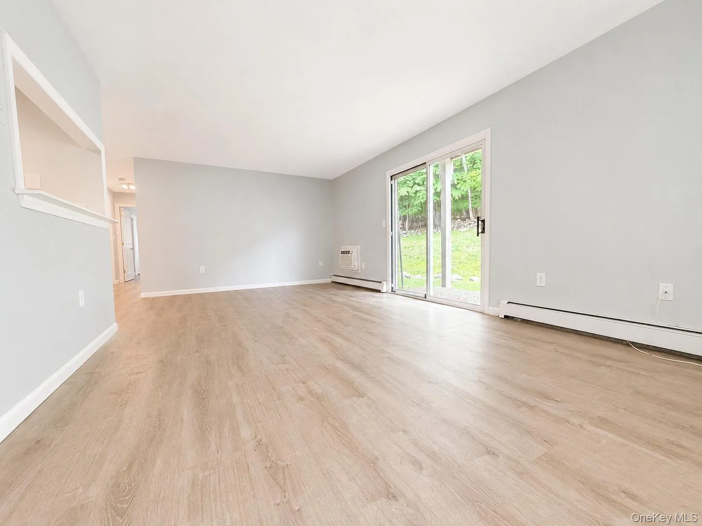 238 Concord Lane, Middletown, NY, 2 Bedrooms Bedrooms, 5 Rooms Rooms,1 BathroomBathrooms,Residential Lease,For Rent,Concord,0,1015679 238 Concord Lane, Middletown, NY, 2 Bedrooms Bedrooms, 5 Rooms Rooms,1 BathroomBathrooms,Residential Lease,For Rent,Concord,0,1015679