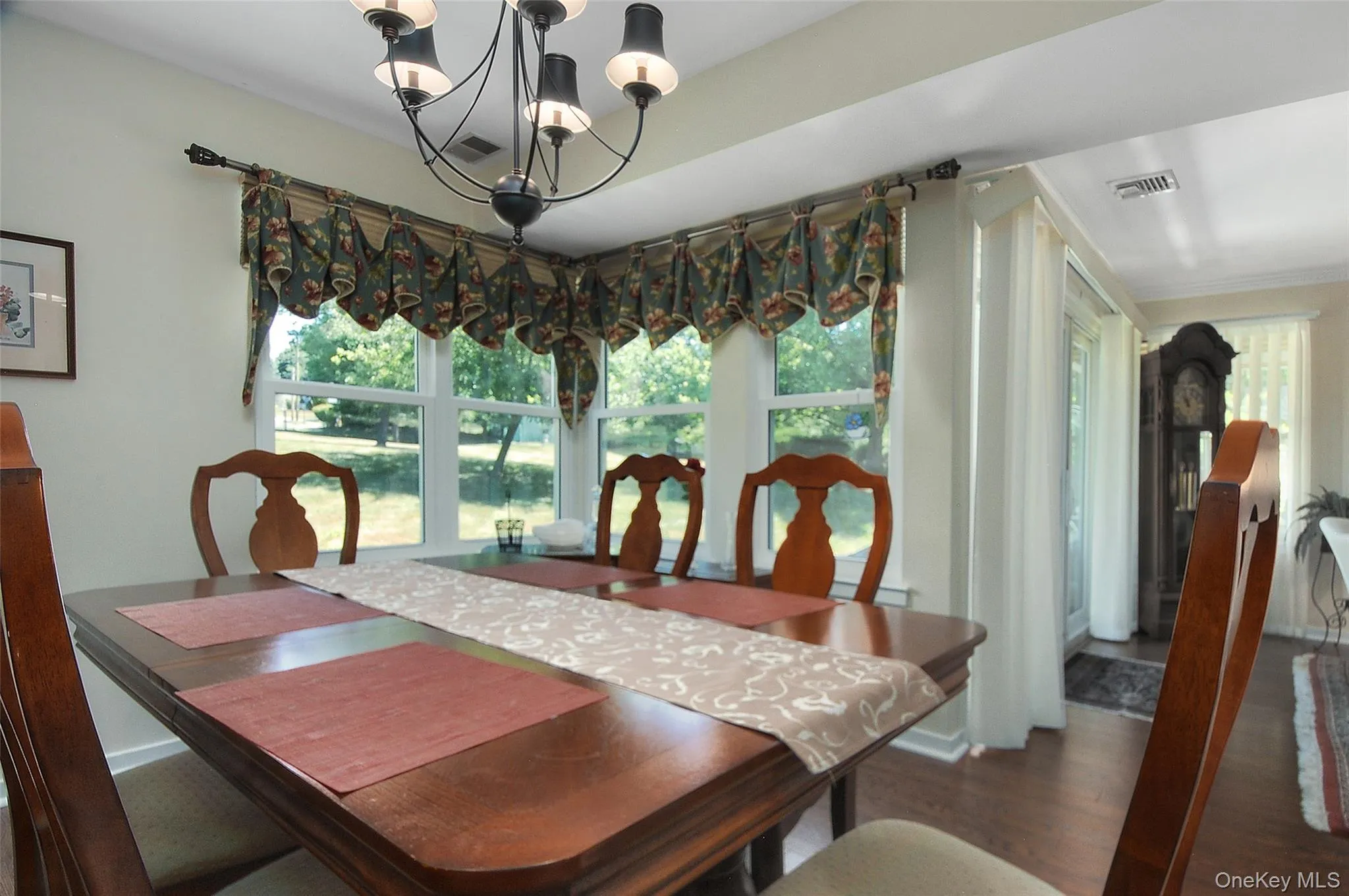 407 Arlin Road, Monroe, NY, 2 Bedrooms Bedrooms, 5 Rooms Rooms,2 BathroomsBathrooms,Residential,For Rent,Arlin,0,1015684 407 Arlin Road, Monroe, NY, 2 Bedrooms Bedrooms, 5 Rooms Rooms,2 BathroomsBathrooms,Residential,For Rent,Arlin,0,1015684