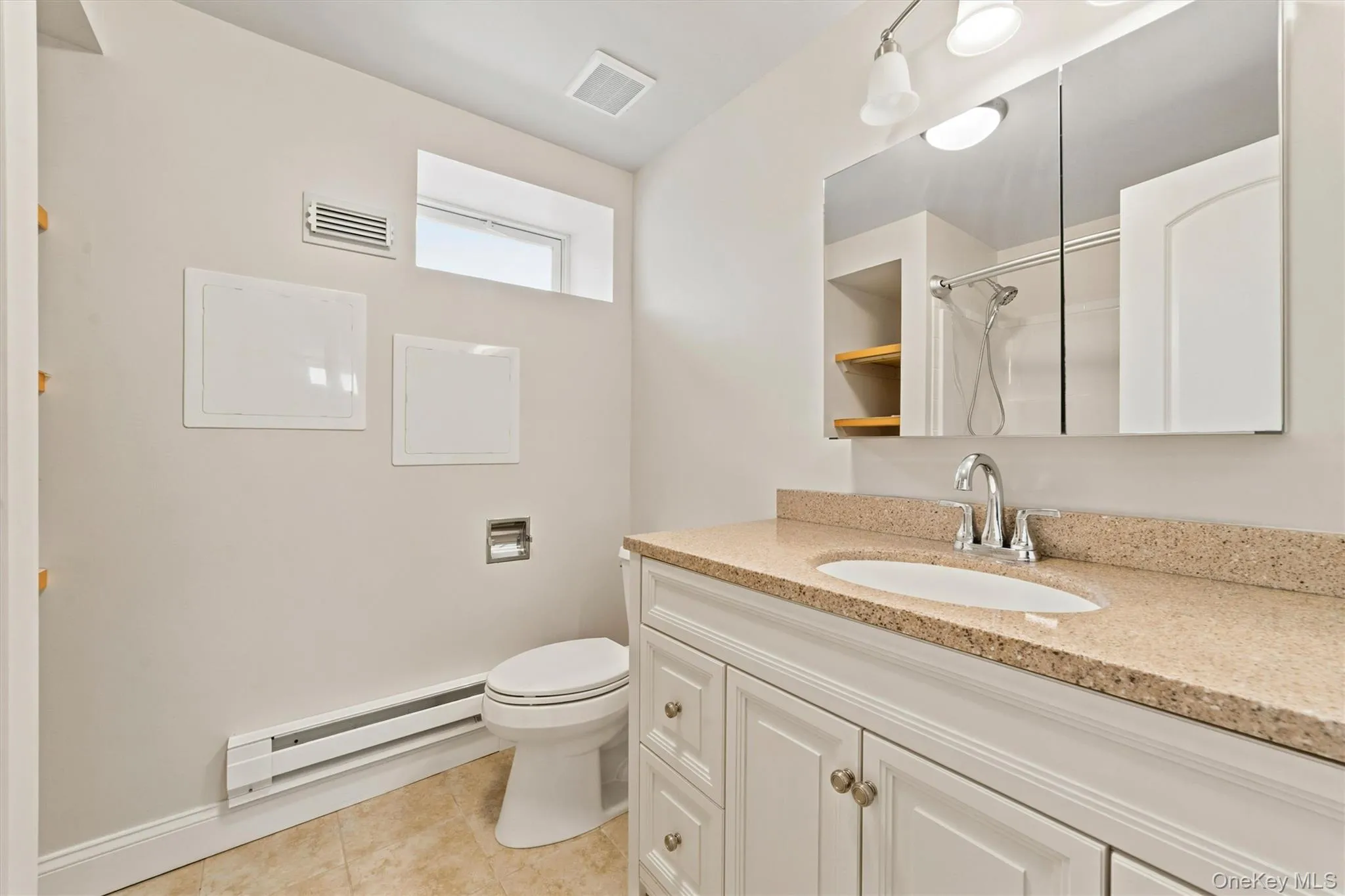 Full Bath Full Bath
