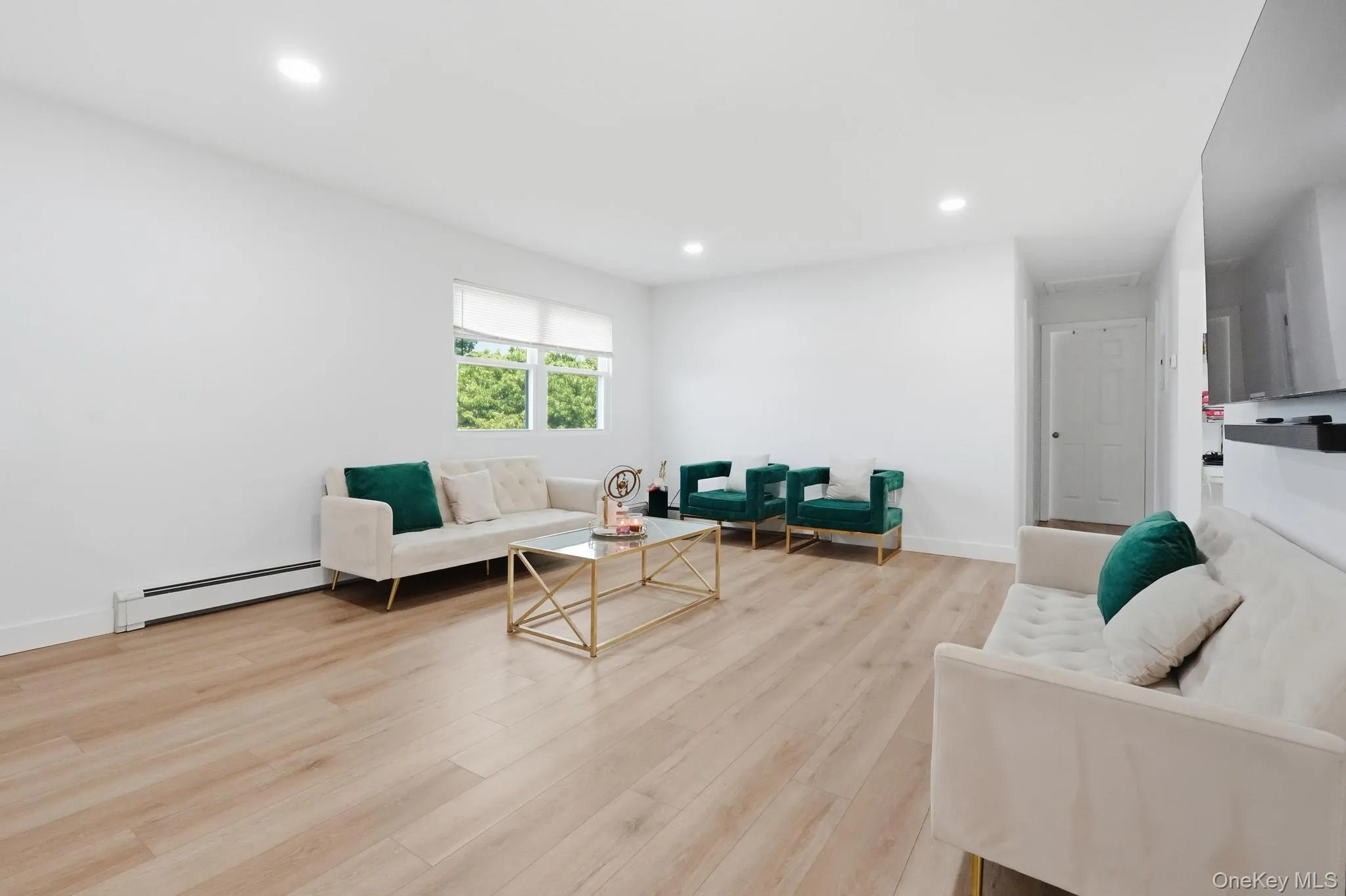 841 Willow Road, Hempstead, NY, 4 Bedrooms Bedrooms, 8 Rooms Rooms,3 BathroomsBathrooms,Residential,For Rent,Willow,0,KEY1015691 841 Willow Road, Hempstead, NY, 4 Bedrooms Bedrooms, 8 Rooms Rooms,3 BathroomsBathrooms,Residential,For Rent,Willow,0,KEY1015691