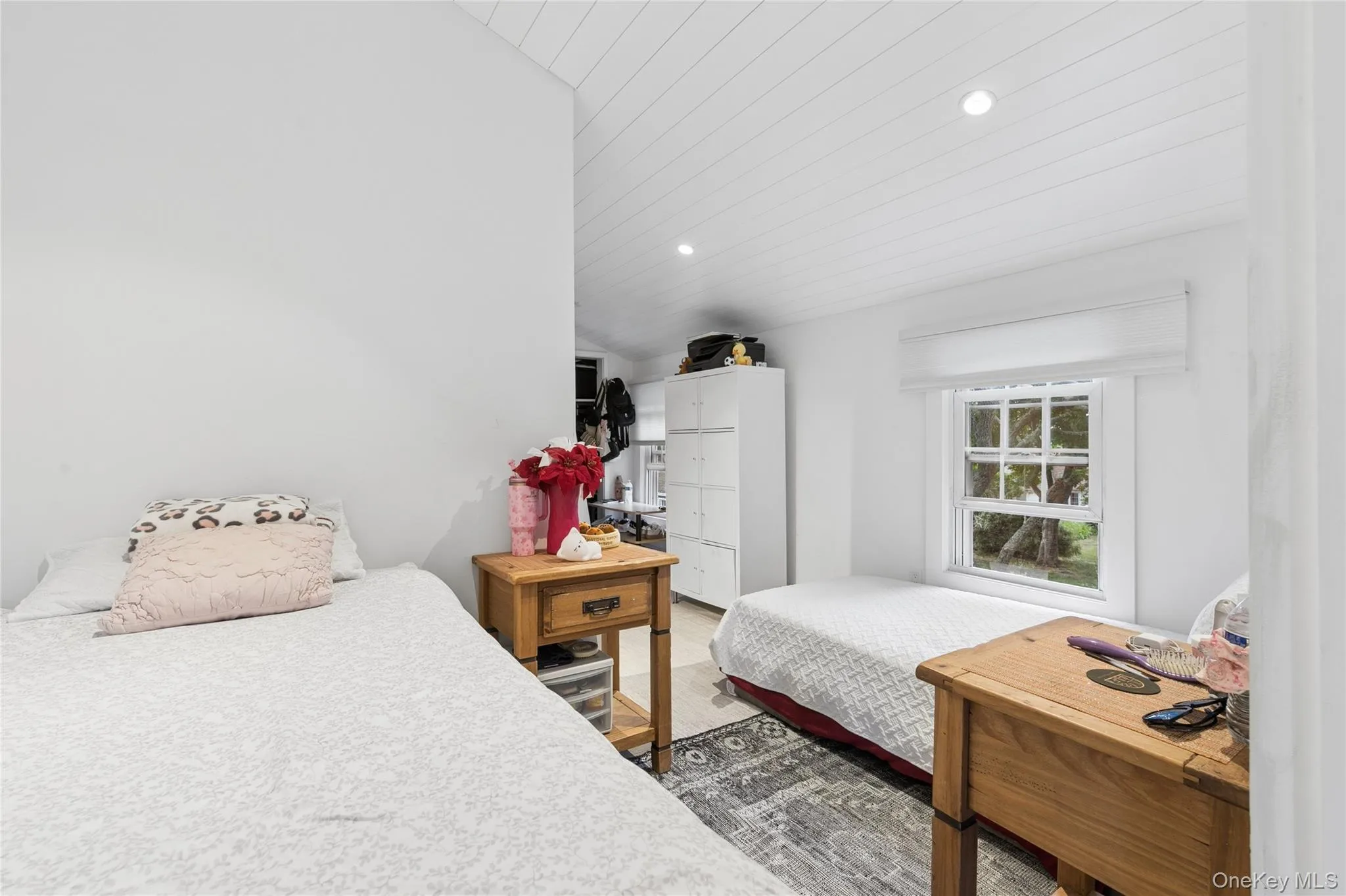 89 Elroy Drive, East Hampton, NY, 3 Bedrooms Bedrooms, 8 Rooms Rooms,1 BathroomBathrooms,Residential,For Rent,Elroy,0,1015693 89 Elroy Drive, East Hampton, NY, 3 Bedrooms Bedrooms, 8 Rooms Rooms,1 BathroomBathrooms,Residential,For Rent,Elroy,0,1015693