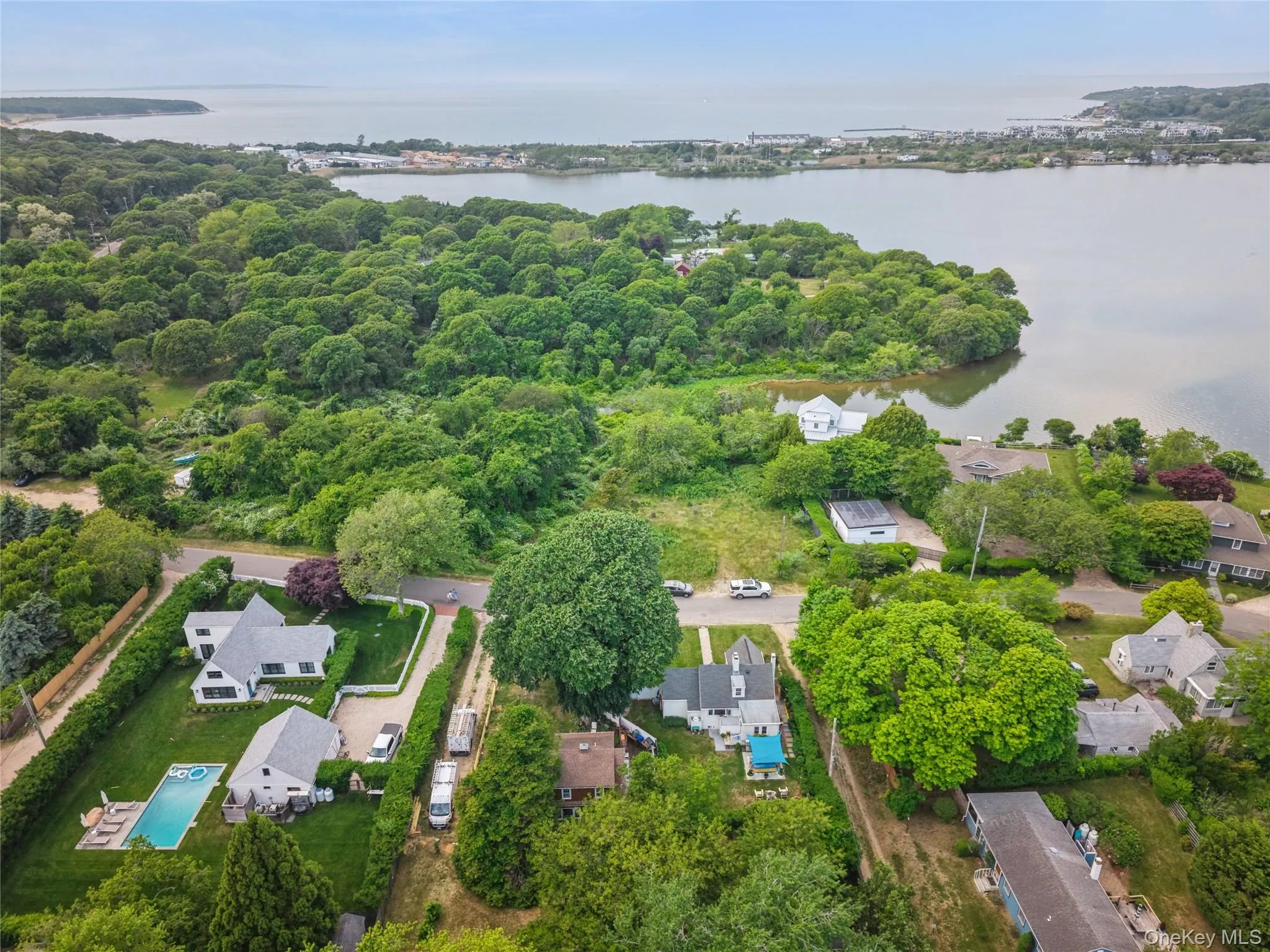 89 Elroy Drive, East Hampton, NY, 3 Bedrooms Bedrooms, 8 Rooms Rooms,1 BathroomBathrooms,Residential,For Rent,Elroy,0,1015693 89 Elroy Drive, East Hampton, NY, 3 Bedrooms Bedrooms, 8 Rooms Rooms,1 BathroomBathrooms,Residential,For Rent,Elroy,0,1015693