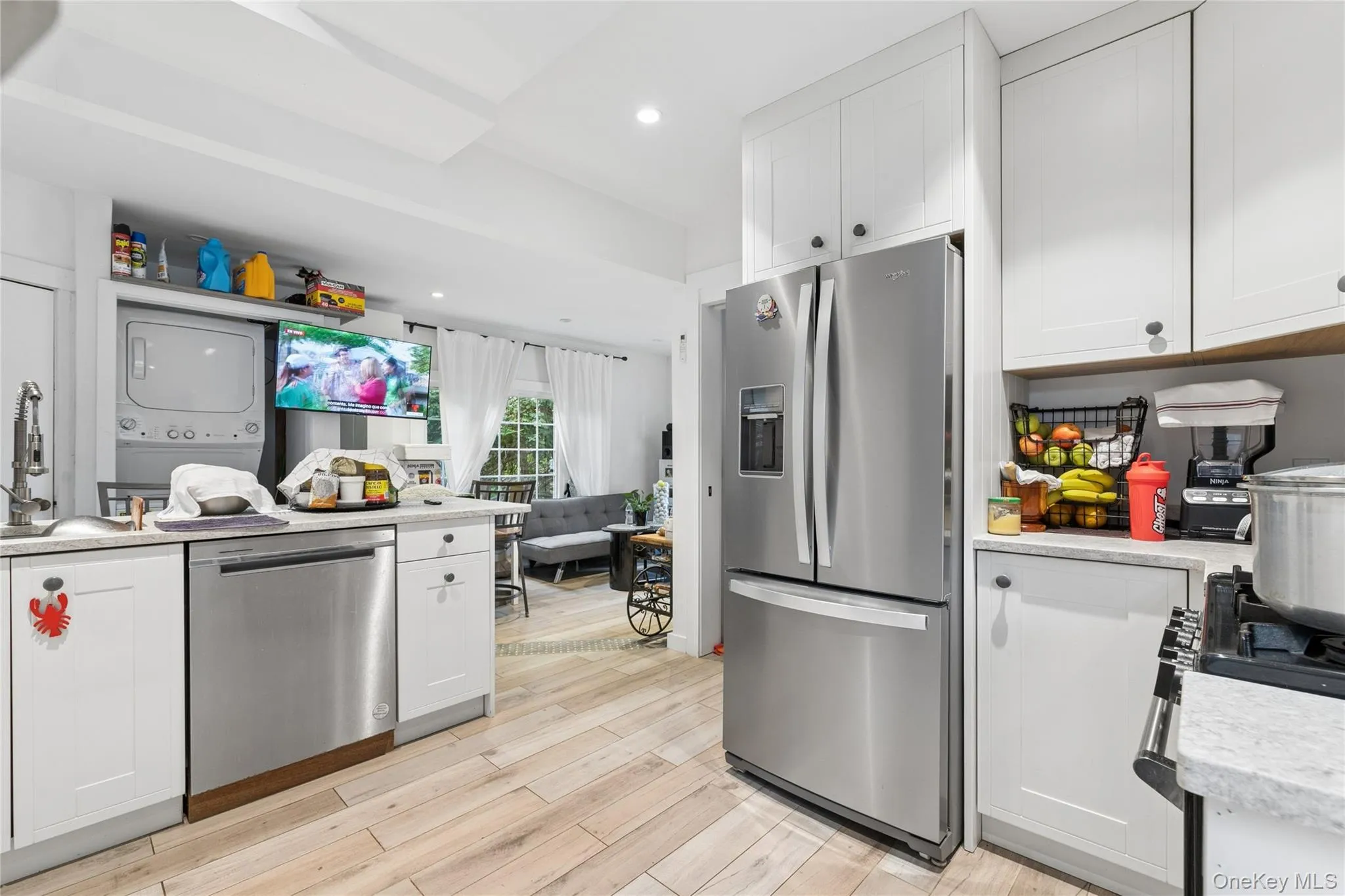89 Elroy Drive, East Hampton, NY, 3 Bedrooms Bedrooms, 8 Rooms Rooms,1 BathroomBathrooms,Residential,For Rent,Elroy,0,1015693 89 Elroy Drive, East Hampton, NY, 3 Bedrooms Bedrooms, 8 Rooms Rooms,1 BathroomBathrooms,Residential,For Rent,Elroy,0,1015693