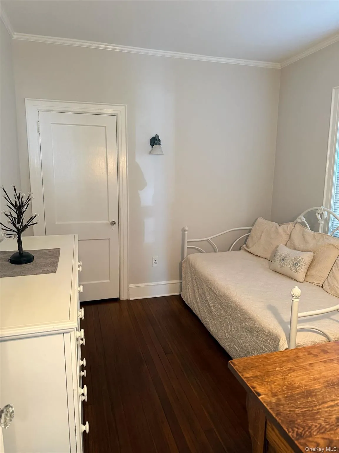 88 East Street, Oyster Bay, NY, 3 Bedrooms Bedrooms, 7 Rooms Rooms,2 BathroomsBathrooms,Residential,For Rent,East,0,1015699 88 East Street, Oyster Bay, NY, 3 Bedrooms Bedrooms, 7 Rooms Rooms,2 BathroomsBathrooms,Residential,For Rent,East,0,1015699