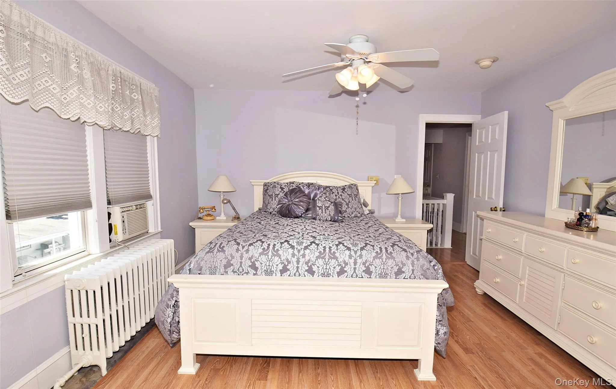 88 East Street, Oyster Bay, NY, 3 Bedrooms Bedrooms, 7 Rooms Rooms,2 BathroomsBathrooms,Residential,For Rent,East,0,KEY1015699 88 East Street, Oyster Bay, NY, 3 Bedrooms Bedrooms, 7 Rooms Rooms,2 BathroomsBathrooms,Residential,For Rent,East,0,KEY1015699