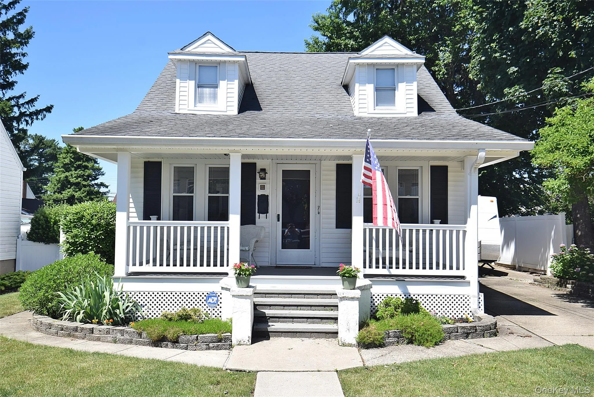 88 East Street, Oyster Bay, NY, 3 Bedrooms Bedrooms, 7 Rooms Rooms,2 BathroomsBathrooms,Residential,For Rent,East,0,1015699 88 East Street, Oyster Bay, NY, 3 Bedrooms Bedrooms, 7 Rooms Rooms,2 BathroomsBathrooms,Residential,For Rent,East,0,1015699