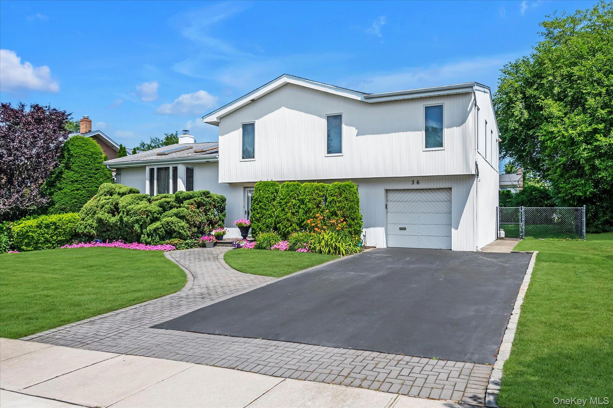 36 Sullivan Drive, Oyster Bay, NY, 4 Bedrooms Bedrooms, 8 Rooms Rooms,2 BathroomsBathrooms,Residential,For Rent,Sullivan,0,1015703 36 Sullivan Drive, Oyster Bay, NY, 4 Bedrooms Bedrooms, 8 Rooms Rooms,2 BathroomsBathrooms,Residential,For Rent,Sullivan,0,1015703