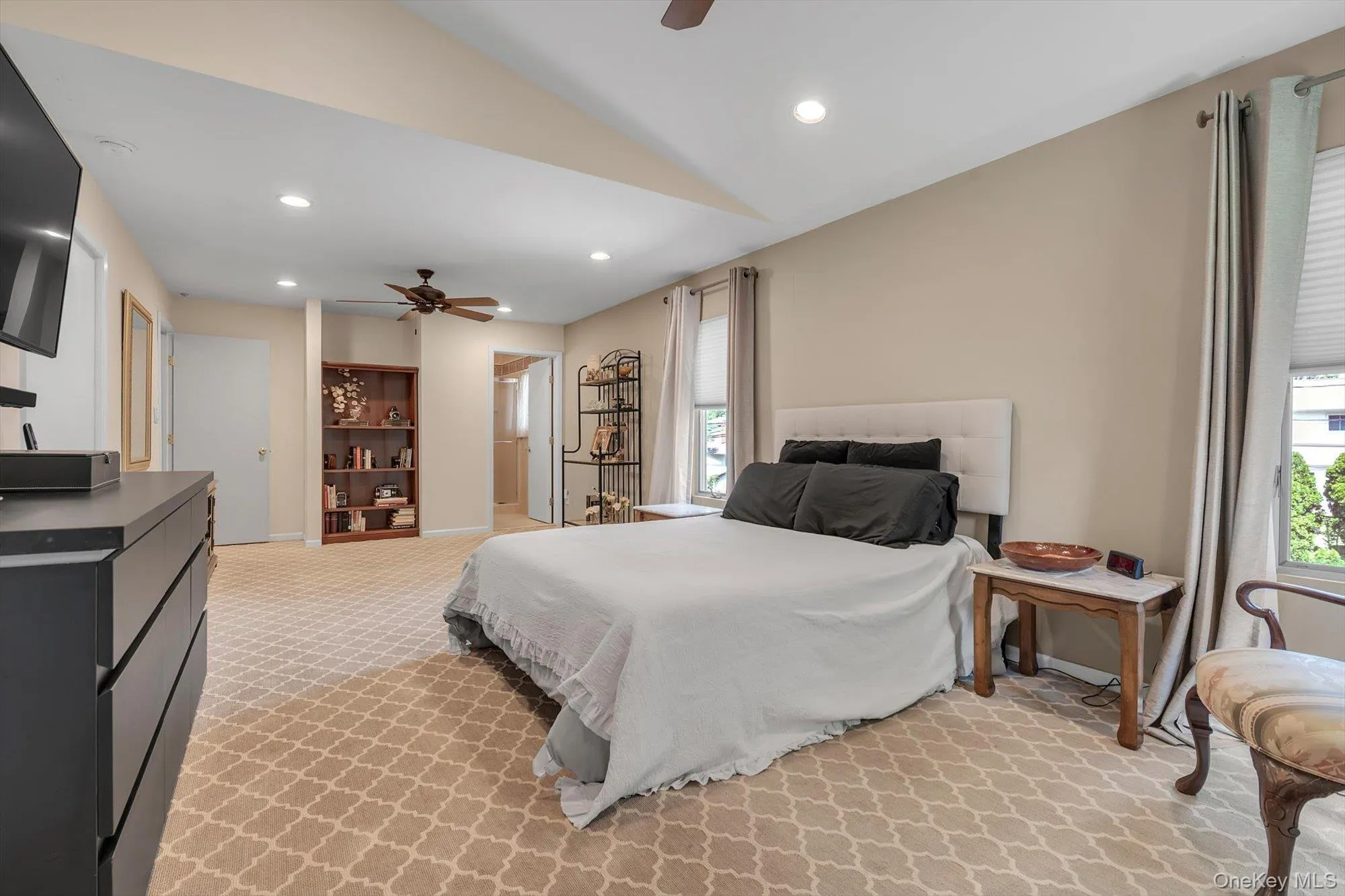 36 Sullivan Drive, Oyster Bay, NY, 4 Bedrooms Bedrooms, 8 Rooms Rooms,2 BathroomsBathrooms,Residential,For Rent,Sullivan,0,1015703 36 Sullivan Drive, Oyster Bay, NY, 4 Bedrooms Bedrooms, 8 Rooms Rooms,2 BathroomsBathrooms,Residential,For Rent,Sullivan,0,1015703