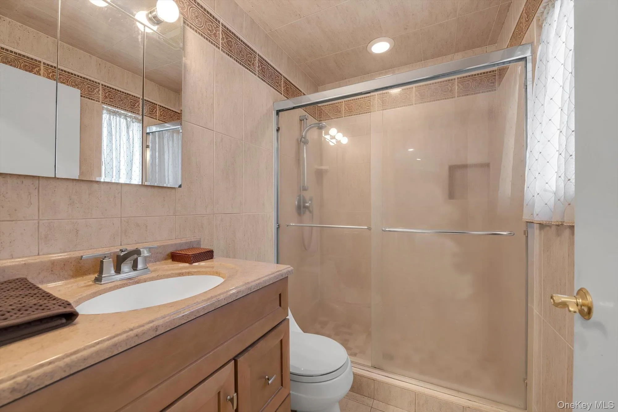 36 Sullivan Drive, Oyster Bay, NY, 4 Bedrooms Bedrooms, 8 Rooms Rooms,2 BathroomsBathrooms,Residential,For Rent,Sullivan,0,1015703 36 Sullivan Drive, Oyster Bay, NY, 4 Bedrooms Bedrooms, 8 Rooms Rooms,2 BathroomsBathrooms,Residential,For Rent,Sullivan,0,1015703