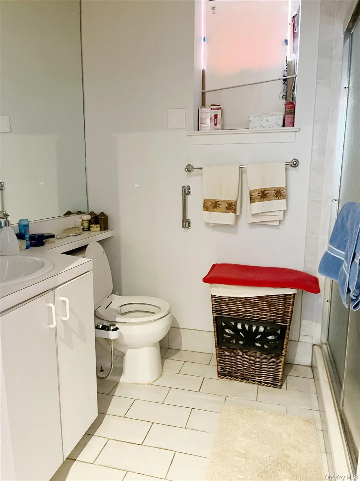 10 Canterbury Road, North Hempstead, NY, 1 Bedroom Bedrooms, 4 Rooms Rooms,1 BathroomBathrooms,Residential,For Rent,Canterbury,0,1015710 10 Canterbury Road, North Hempstead, NY, 1 Bedroom Bedrooms, 4 Rooms Rooms,1 BathroomBathrooms,Residential,For Rent,Canterbury,0,1015710