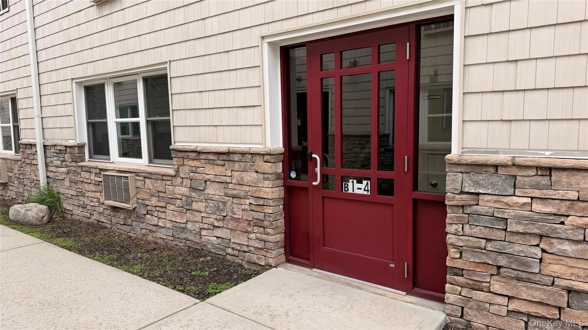 490 Main Street, Oyster Bay, NY, 1 Bedroom Bedrooms, 3 Rooms Rooms,1 BathroomBathrooms,Residential,For Rent,Main,0,1015720 490 Main Street, Oyster Bay, NY, 1 Bedroom Bedrooms, 3 Rooms Rooms,1 BathroomBathrooms,Residential,For Rent,Main,0,1015720