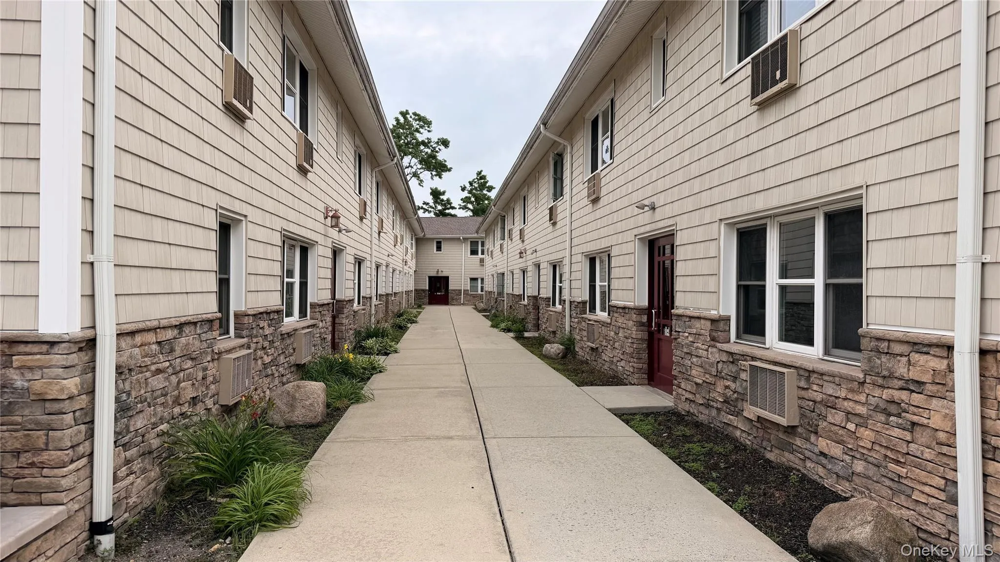 490 Main Street, Oyster Bay, NY, 1 Bedroom Bedrooms, 3 Rooms Rooms,1 BathroomBathrooms,Residential,For Rent,Main,0,1015720 490 Main Street, Oyster Bay, NY, 1 Bedroom Bedrooms, 3 Rooms Rooms,1 BathroomBathrooms,Residential,For Rent,Main,0,1015720