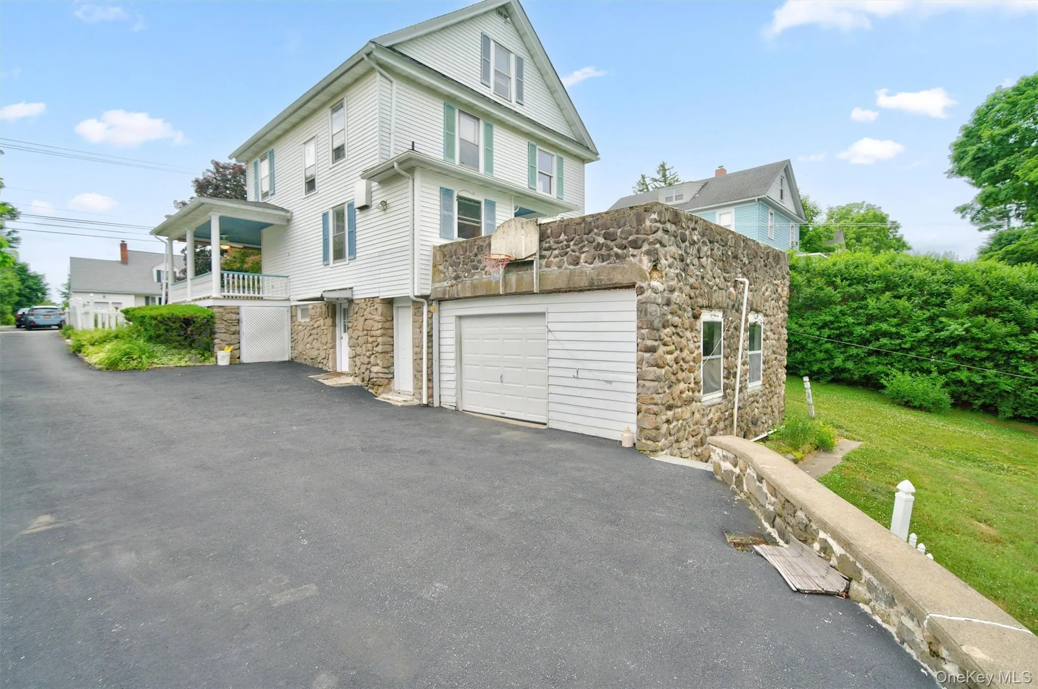 609 Stage Road, Monroe, NY, 5 Bedrooms Bedrooms, 8 Rooms Rooms,2 BathroomsBathrooms,Residential,For Rent,Stage,0,KEY1015725 609 Stage Road, Monroe, NY, 5 Bedrooms Bedrooms, 8 Rooms Rooms,2 BathroomsBathrooms,Residential,For Rent,Stage,0,KEY1015725