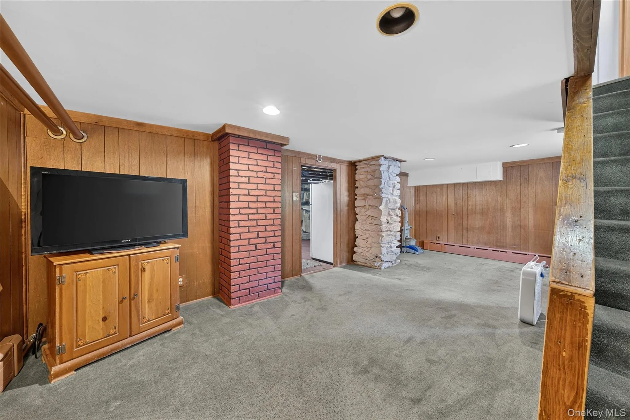 609 Stage Road, Monroe, NY, 5 Bedrooms Bedrooms, 8 Rooms Rooms,2 BathroomsBathrooms,Residential,For Rent,Stage,0,KEY1015725 609 Stage Road, Monroe, NY, 5 Bedrooms Bedrooms, 8 Rooms Rooms,2 BathroomsBathrooms,Residential,For Rent,Stage,0,KEY1015725
