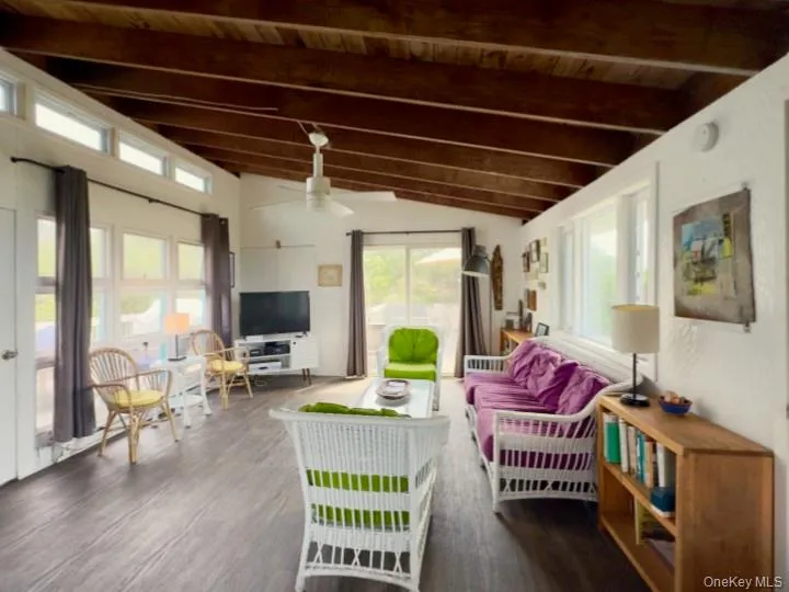 54 Lewis Walk, Brookhaven, NY, 4 Bedrooms Bedrooms, 5 Rooms Rooms,1 BathroomBathrooms,Residential,For Rent,Lewis,0,1015727 54 Lewis Walk, Brookhaven, NY, 4 Bedrooms Bedrooms, 5 Rooms Rooms,1 BathroomBathrooms,Residential,For Rent,Lewis,0,1015727