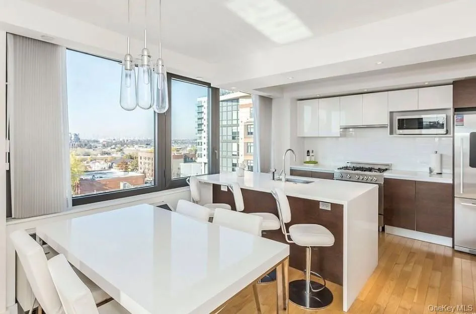 39-16 Prince Street, New York, NY, 2 Bedrooms Bedrooms, 5 Rooms Rooms,2 BathroomsBathrooms,Residential,For Rent,Prince,0,1015731 39-16 Prince Street, New York, NY, 2 Bedrooms Bedrooms, 5 Rooms Rooms,2 BathroomsBathrooms,Residential,For Rent,Prince,0,1015731