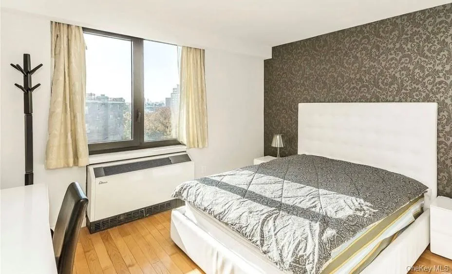 39-16 Prince Street, New York, NY, 2 Bedrooms Bedrooms, 5 Rooms Rooms,2 BathroomsBathrooms,Residential,For Rent,Prince,0,1015731 39-16 Prince Street, New York, NY, 2 Bedrooms Bedrooms, 5 Rooms Rooms,2 BathroomsBathrooms,Residential,For Rent,Prince,0,1015731