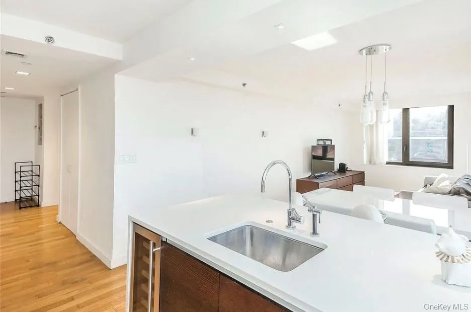 39-16 Prince Street, New York, NY, 2 Bedrooms Bedrooms, 5 Rooms Rooms,2 BathroomsBathrooms,Residential,For Rent,Prince,0,1015731 39-16 Prince Street, New York, NY, 2 Bedrooms Bedrooms, 5 Rooms Rooms,2 BathroomsBathrooms,Residential,For Rent,Prince,0,1015731