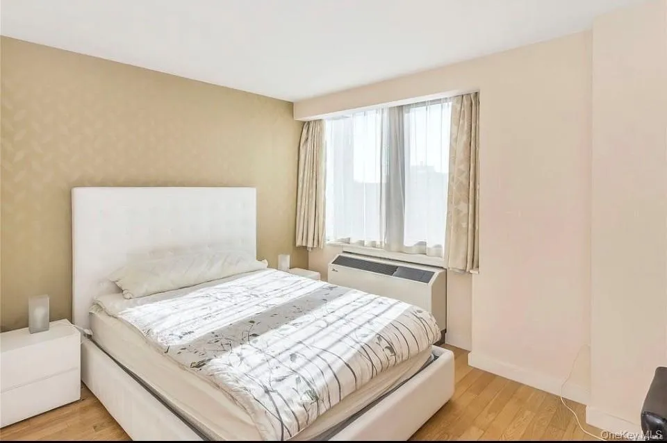39-16 Prince Street, New York, NY, 2 Bedrooms Bedrooms, 5 Rooms Rooms,2 BathroomsBathrooms,Residential,For Rent,Prince,0,1015731 39-16 Prince Street, New York, NY, 2 Bedrooms Bedrooms, 5 Rooms Rooms,2 BathroomsBathrooms,Residential,For Rent,Prince,0,1015731