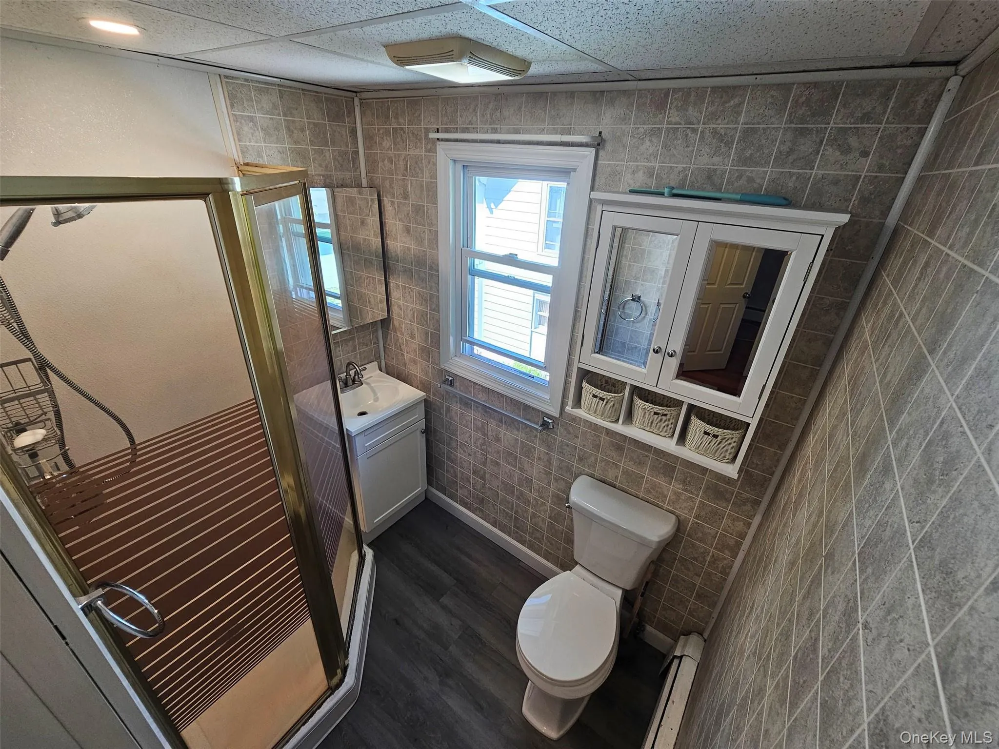 3 White Street, Lloyd, NY, 2 Bedrooms Bedrooms, 4 Rooms Rooms,1 BathroomBathrooms,Residential Lease,For Rent,White,0,KEY1015732 3 White Street, Lloyd, NY, 2 Bedrooms Bedrooms, 4 Rooms Rooms,1 BathroomBathrooms,Residential Lease,For Rent,White,0,KEY1015732