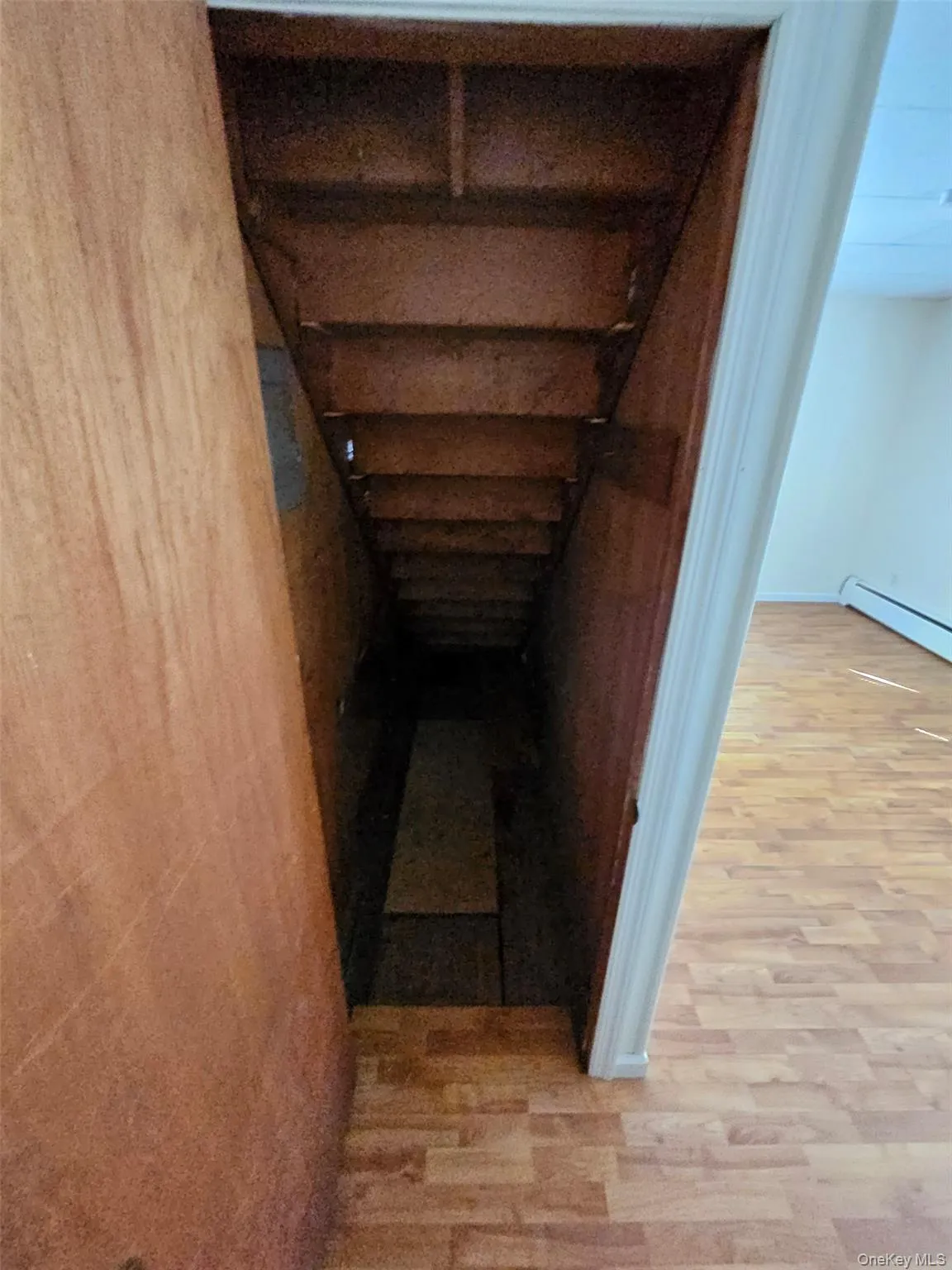 3 White Street, Lloyd, NY, 2 Bedrooms Bedrooms, 4 Rooms Rooms,1 BathroomBathrooms,Residential Lease,For Rent,White,0,KEY1015732 3 White Street, Lloyd, NY, 2 Bedrooms Bedrooms, 4 Rooms Rooms,1 BathroomBathrooms,Residential Lease,For Rent,White,0,KEY1015732
