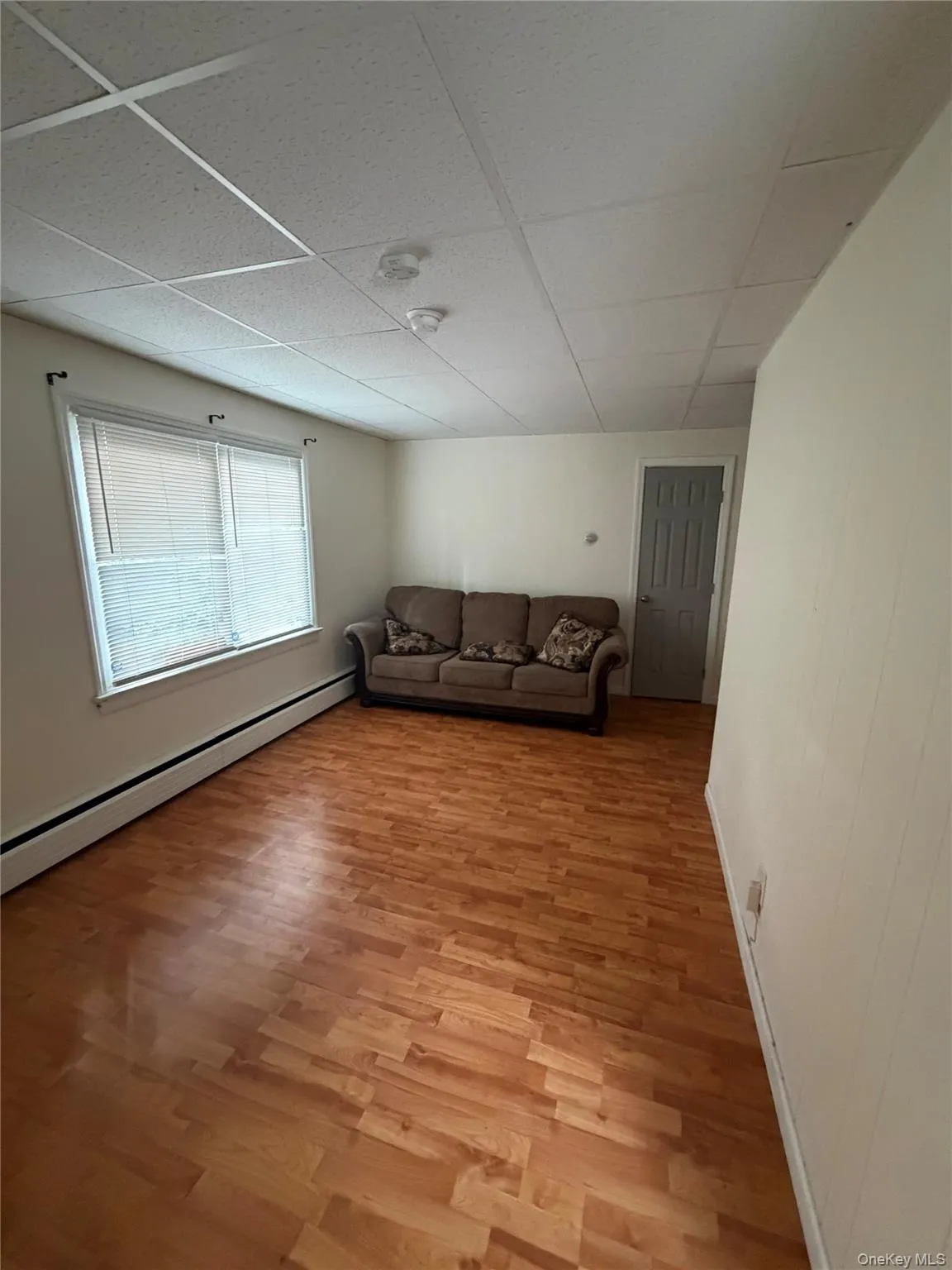 3 White Street, Lloyd, NY, 2 Bedrooms Bedrooms, 4 Rooms Rooms,1 BathroomBathrooms,Residential Lease,For Rent,White,0,KEY1015732 3 White Street, Lloyd, NY, 2 Bedrooms Bedrooms, 4 Rooms Rooms,1 BathroomBathrooms,Residential Lease,For Rent,White,0,KEY1015732