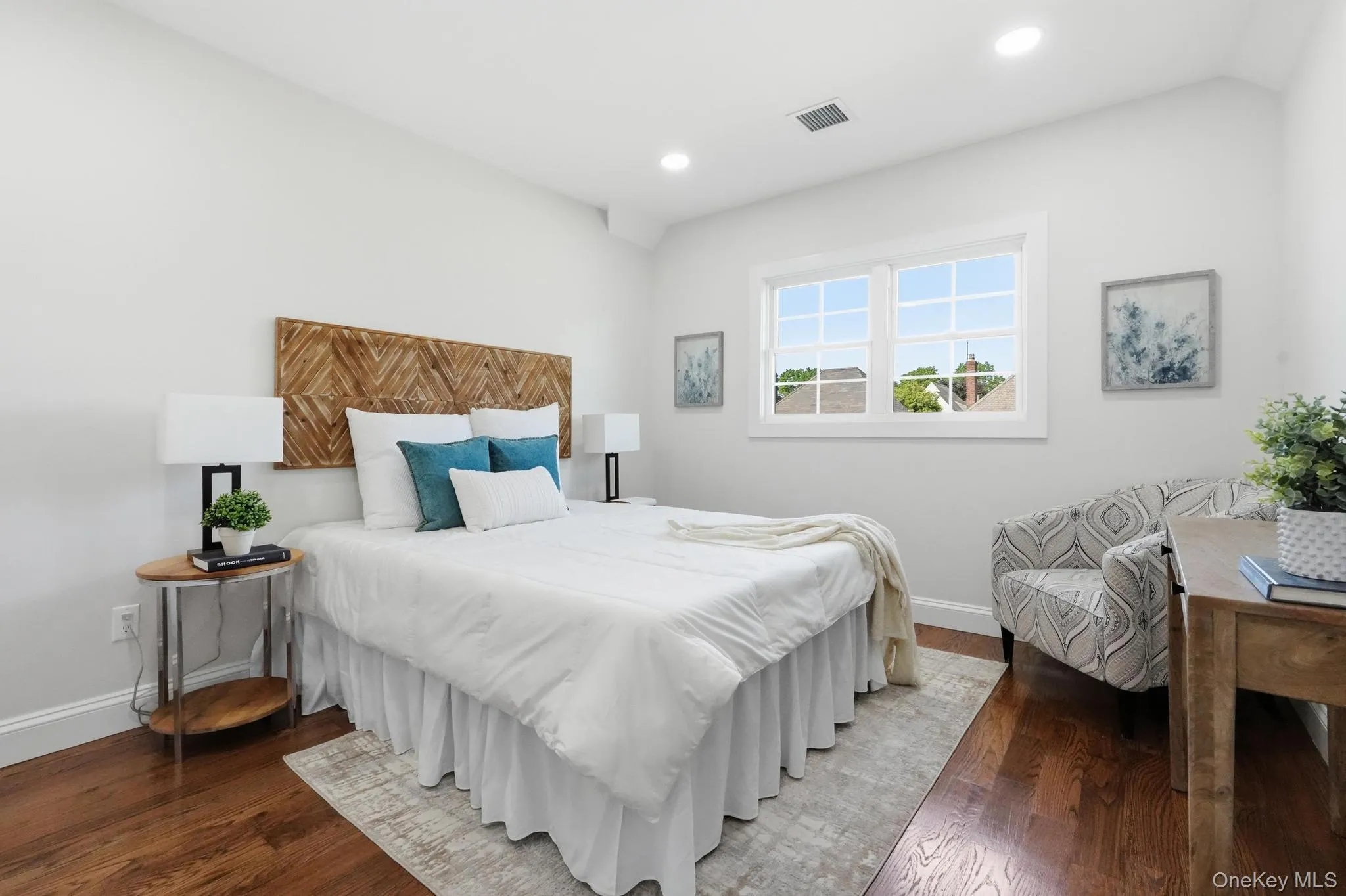 24 Kenilworth Road, Hempstead, NY, 3 Bedrooms Bedrooms, 7 Rooms Rooms,2 BathroomsBathrooms,Residential,For Rent,Kenilworth,0,KEY1015737 24 Kenilworth Road, Hempstead, NY, 3 Bedrooms Bedrooms, 7 Rooms Rooms,2 BathroomsBathrooms,Residential,For Rent,Kenilworth,0,KEY1015737