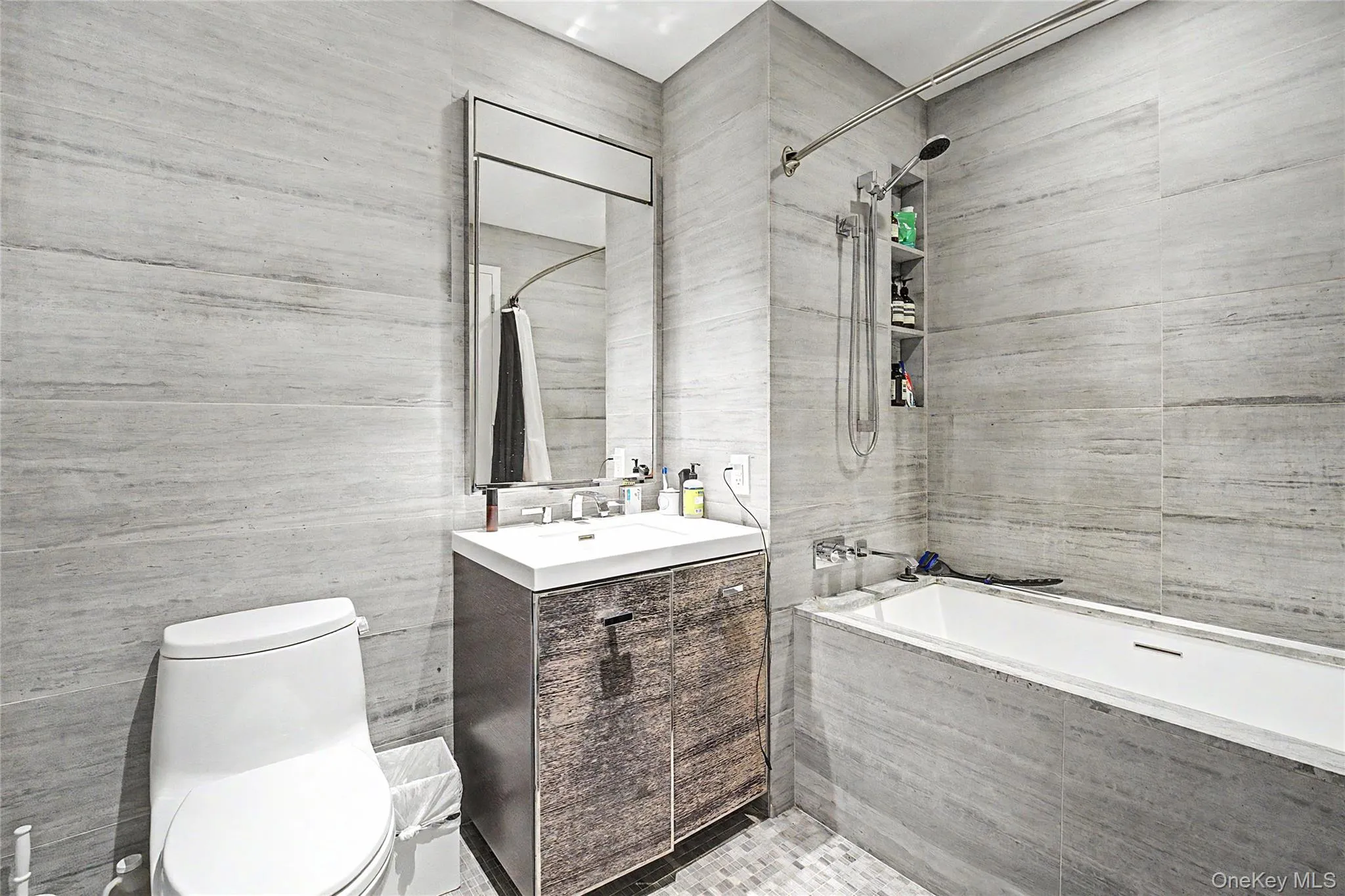 250 South Street, New York, NY, 1 Bedroom Bedrooms, 3 Rooms Rooms,1 BathroomBathrooms,Residential,For Rent,South,0,1015739 250 South Street, New York, NY, 1 Bedroom Bedrooms, 3 Rooms Rooms,1 BathroomBathrooms,Residential,For Rent,South,0,1015739