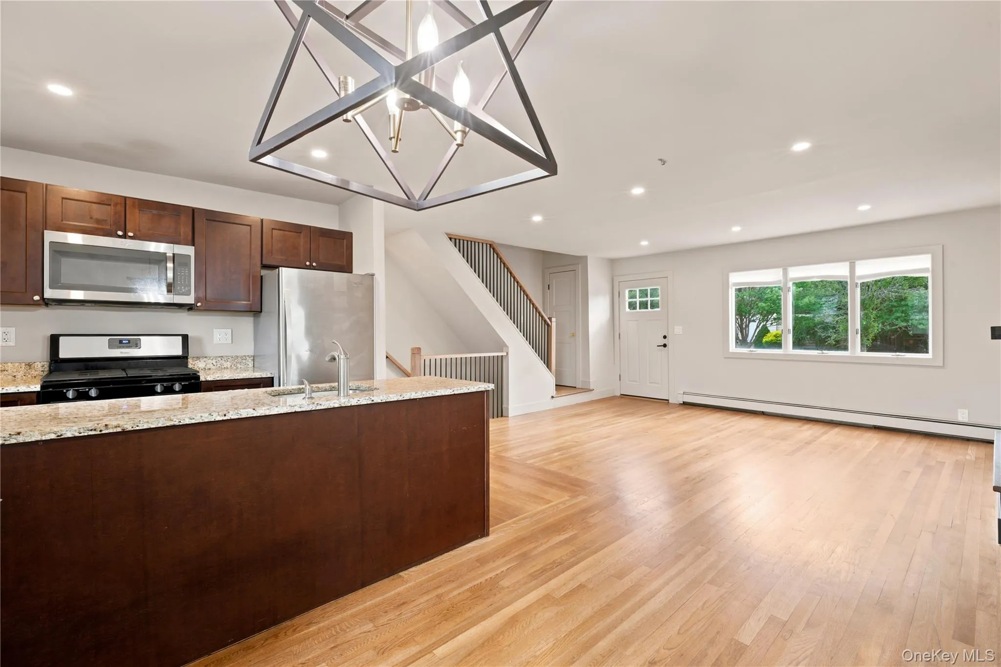 2693 Fox Road, Hempstead, NY, 3 Bedrooms Bedrooms, 7 Rooms Rooms,1 BathroomBathrooms,Residential,For Rent,Fox,0,1015744 2693 Fox Road, Hempstead, NY, 3 Bedrooms Bedrooms, 7 Rooms Rooms,1 BathroomBathrooms,Residential,For Rent,Fox,0,1015744