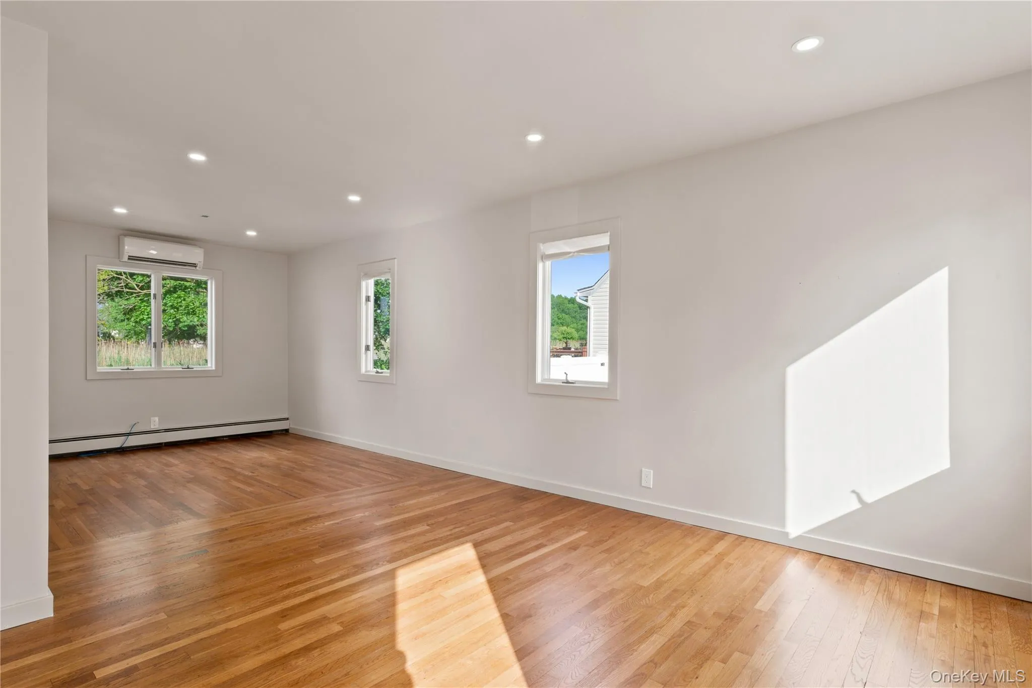 2693 Fox Road, Hempstead, NY, 3 Bedrooms Bedrooms, 7 Rooms Rooms,1 BathroomBathrooms,Residential,For Rent,Fox,0,1015744 2693 Fox Road, Hempstead, NY, 3 Bedrooms Bedrooms, 7 Rooms Rooms,1 BathroomBathrooms,Residential,For Rent,Fox,0,1015744