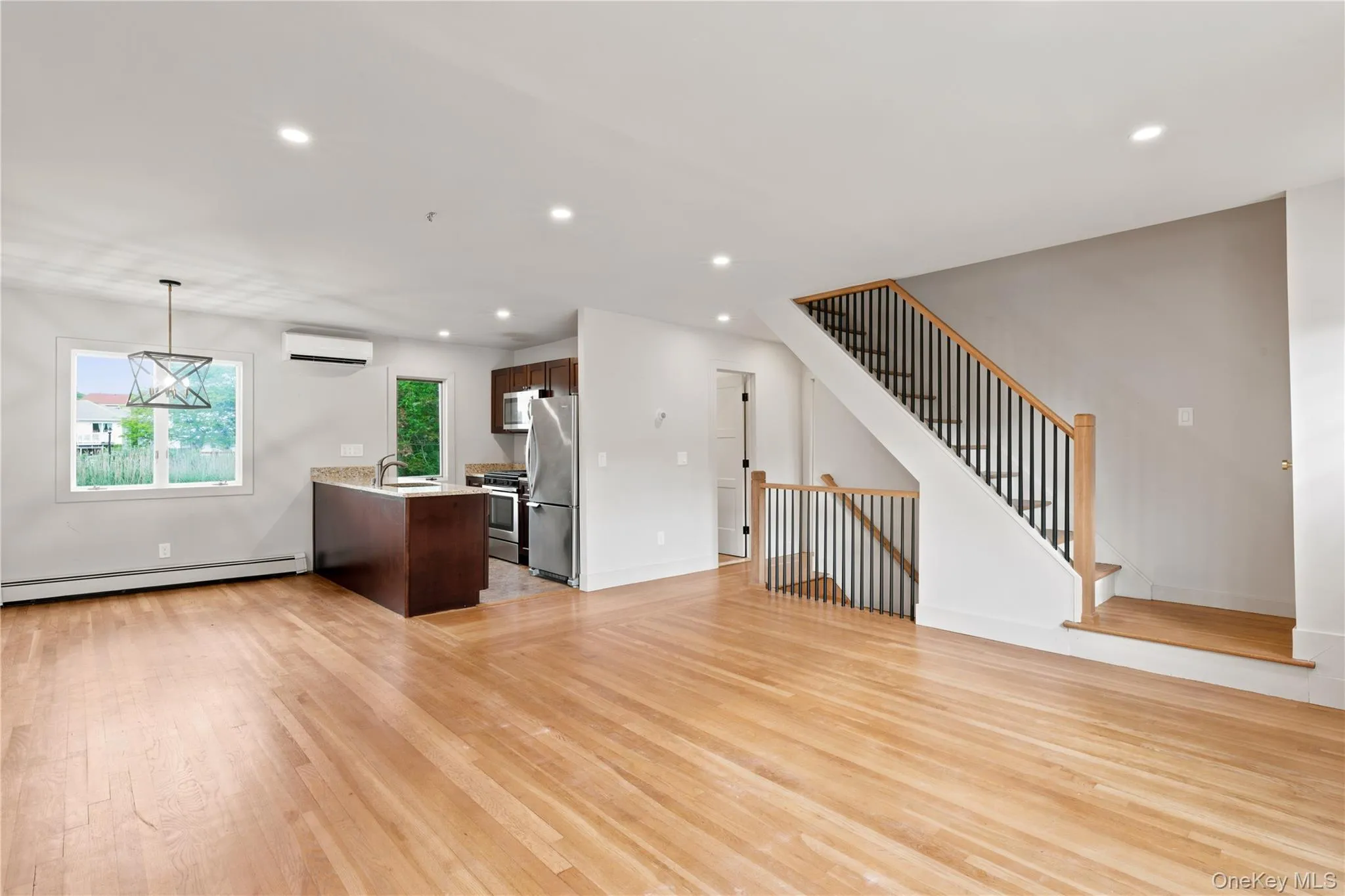 2693 Fox Road, Hempstead, NY, 3 Bedrooms Bedrooms, 7 Rooms Rooms,1 BathroomBathrooms,Residential,For Rent,Fox,0,1015744 2693 Fox Road, Hempstead, NY, 3 Bedrooms Bedrooms, 7 Rooms Rooms,1 BathroomBathrooms,Residential,For Rent,Fox,0,1015744