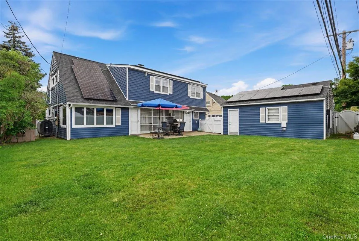 7 Disc Lane, Hempstead, NY, 4 Bedrooms Bedrooms, 11 Rooms Rooms,2 BathroomsBathrooms,Residential,For Rent,Disc,0,1015750 7 Disc Lane, Hempstead, NY, 4 Bedrooms Bedrooms, 11 Rooms Rooms,2 BathroomsBathrooms,Residential,For Rent,Disc,0,1015750
