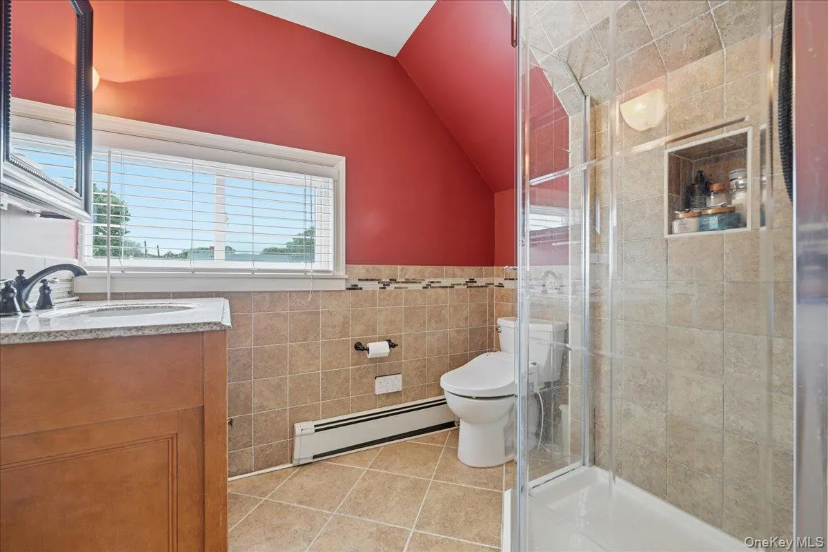 7 Disc Lane, Hempstead, NY, 4 Bedrooms Bedrooms, 11 Rooms Rooms,2 BathroomsBathrooms,Residential,For Rent,Disc,0,1015750 7 Disc Lane, Hempstead, NY, 4 Bedrooms Bedrooms, 11 Rooms Rooms,2 BathroomsBathrooms,Residential,For Rent,Disc,0,1015750