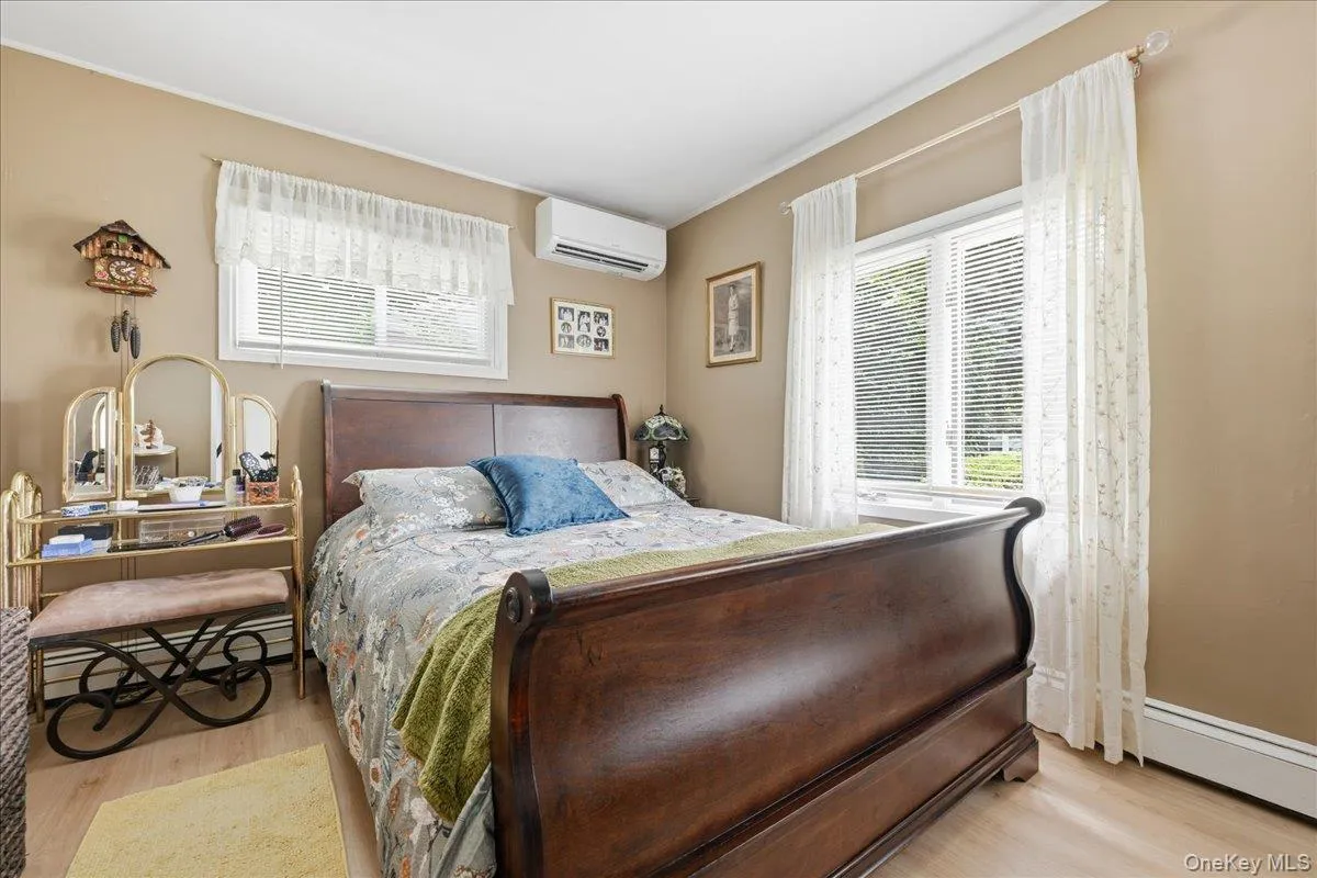 7 Disc Lane, Hempstead, NY, 4 Bedrooms Bedrooms, 11 Rooms Rooms,2 BathroomsBathrooms,Residential,For Rent,Disc,0,1015750 7 Disc Lane, Hempstead, NY, 4 Bedrooms Bedrooms, 11 Rooms Rooms,2 BathroomsBathrooms,Residential,For Rent,Disc,0,1015750