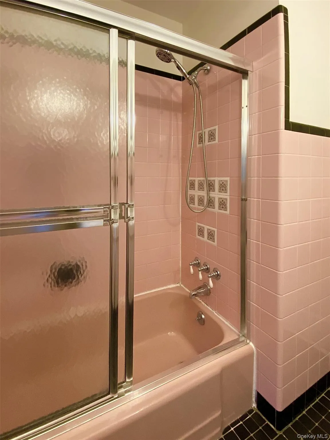5 Espie Road, Rhinebeck, NY, 2 Bedrooms Bedrooms, 3 Rooms Rooms,2 BathroomsBathrooms,Residential Lease,For Rent,Espie,0,1015753 5 Espie Road, Rhinebeck, NY, 2 Bedrooms Bedrooms, 3 Rooms Rooms,2 BathroomsBathrooms,Residential Lease,For Rent,Espie,0,1015753
