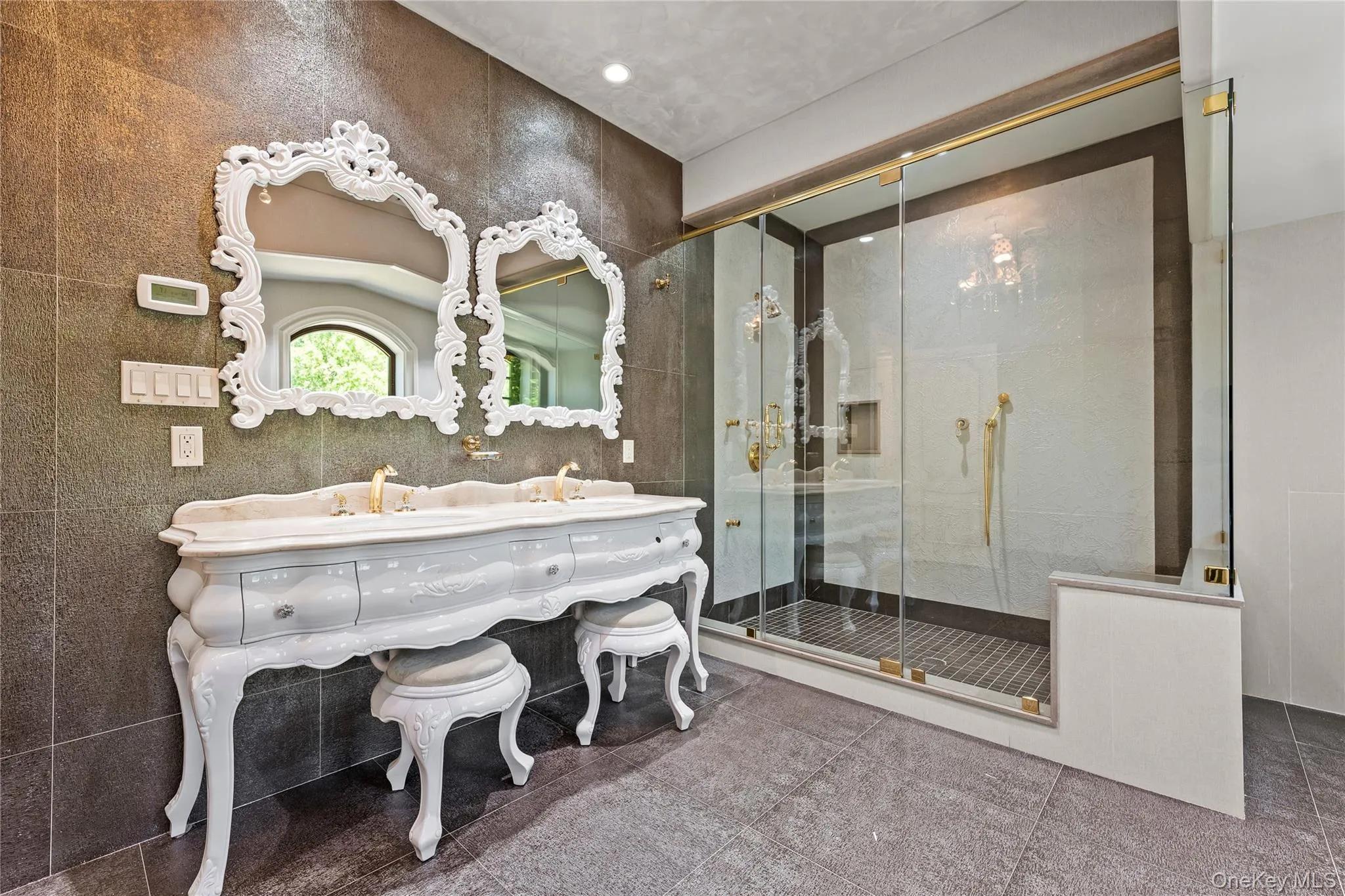 18710 Aberdeen Road, New York, NY, 6 Bedrooms Bedrooms, 11 Rooms Rooms,4 BathroomsBathrooms,Residential,For Rent,Aberdeen,0,1015756 18710 Aberdeen Road, New York, NY, 6 Bedrooms Bedrooms, 11 Rooms Rooms,4 BathroomsBathrooms,Residential,For Rent,Aberdeen,0,1015756