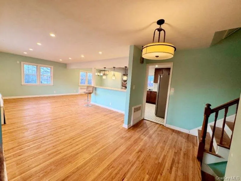 85-05 148th Street, New York, NY, 3 Bedrooms Bedrooms, 7 Rooms Rooms,2 BathroomsBathrooms,Residential Lease,For Rent,148th,0,1015760 85-05 148th Street, New York, NY, 3 Bedrooms Bedrooms, 7 Rooms Rooms,2 BathroomsBathrooms,Residential Lease,For Rent,148th,0,1015760