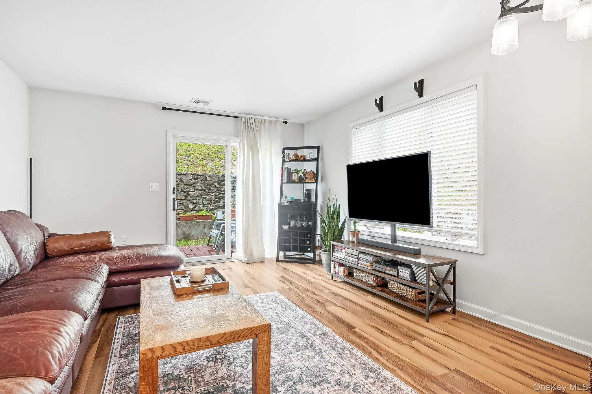 2 Davids Lane, Ossining, NY, 1 Bedroom Bedrooms, 4 Rooms Rooms,1 BathroomBathrooms,Residential,For Rent,Davids,0,1015764 2 Davids Lane, Ossining, NY, 1 Bedroom Bedrooms, 4 Rooms Rooms,1 BathroomBathrooms,Residential,For Rent,Davids,0,1015764