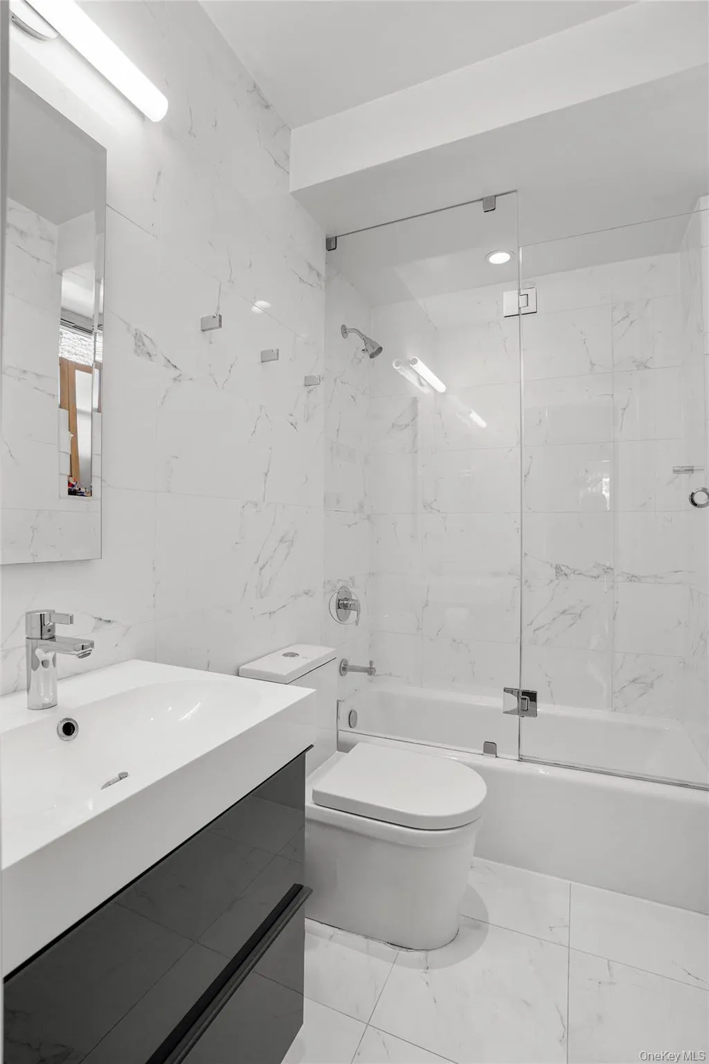 26 Gramercy Park, New York, NY, 1 Bedroom Bedrooms, 3 Rooms Rooms,1 BathroomBathrooms,Residential Lease,For Rent,Gramercy,0,1015766 26 Gramercy Park, New York, NY, 1 Bedroom Bedrooms, 3 Rooms Rooms,1 BathroomBathrooms,Residential Lease,For Rent,Gramercy,0,1015766