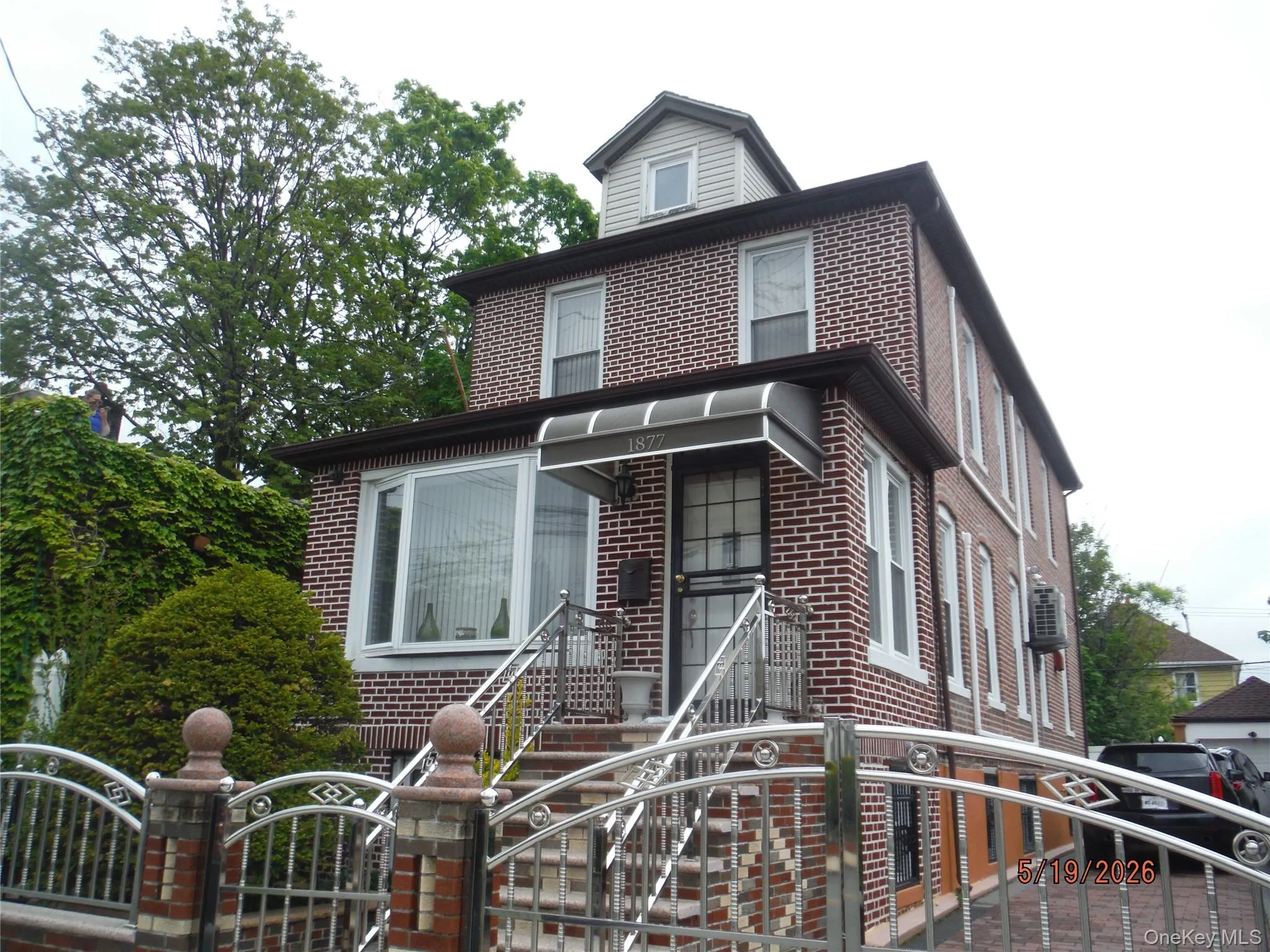 1877 Albany Avenue, New York, NY, 3 Bedrooms Bedrooms, 7 Rooms Rooms,1 BathroomBathrooms,Residential,For Rent,Albany,0,1015767 1877 Albany Avenue, New York, NY, 3 Bedrooms Bedrooms, 7 Rooms Rooms,1 BathroomBathrooms,Residential,For Rent,Albany,0,1015767