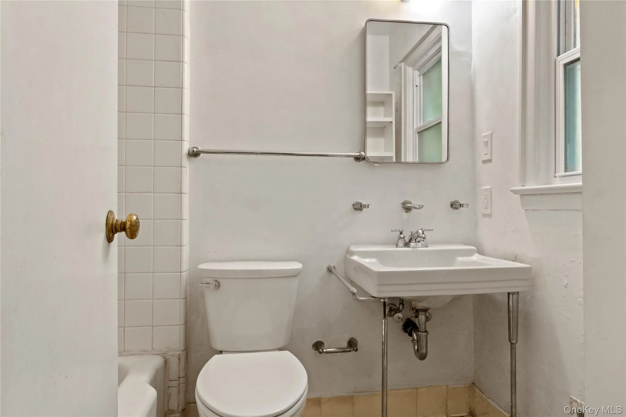 4670 Independence Avenue, New York, NY, 4 Bedrooms Bedrooms, 11 Rooms Rooms,3 BathroomsBathrooms,Residential,For Rent,Independence,0,1015772 4670 Independence Avenue, New York, NY, 4 Bedrooms Bedrooms, 11 Rooms Rooms,3 BathroomsBathrooms,Residential,For Rent,Independence,0,1015772