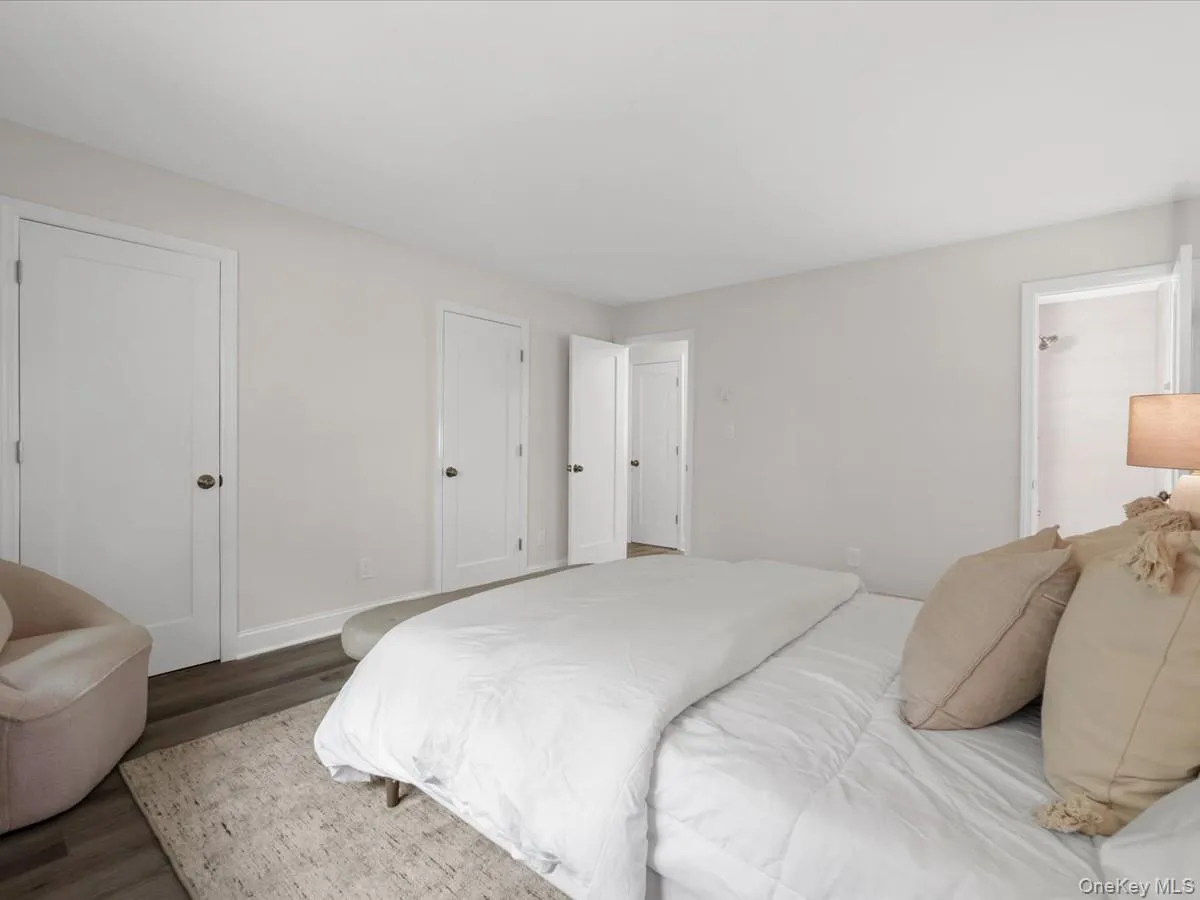 40 w 4th, Brookhaven, NY, 2 Bedrooms Bedrooms, 5 Rooms Rooms,2 BathroomsBathrooms,Residential,For Rent,w 4th,0,KEY1015774 40 w 4th, Brookhaven, NY, 2 Bedrooms Bedrooms, 5 Rooms Rooms,2 BathroomsBathrooms,Residential,For Rent,w 4th,0,KEY1015774