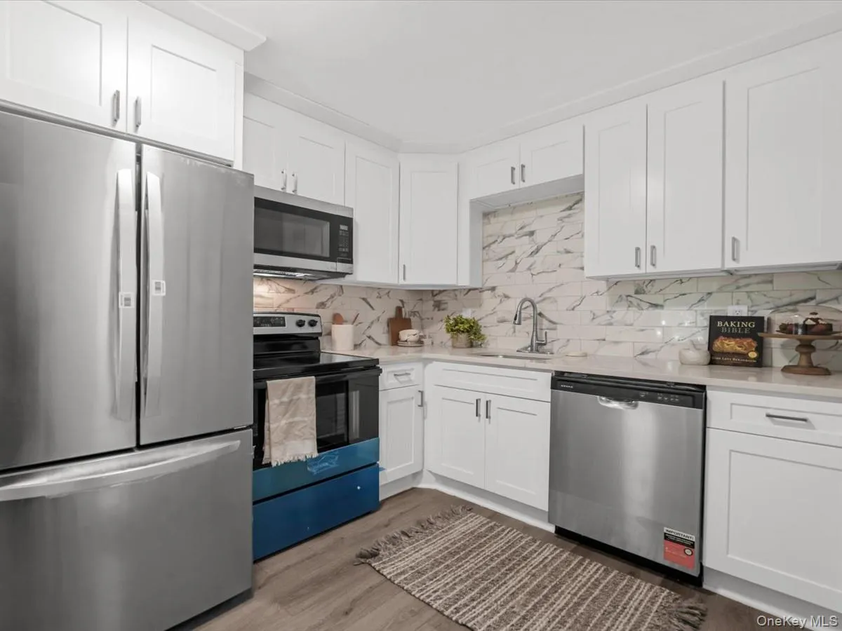 40 w 4th, Brookhaven, NY, 2 Bedrooms Bedrooms, 5 Rooms Rooms,2 BathroomsBathrooms,Residential,For Rent,w 4th,0,KEY1015774 40 w 4th, Brookhaven, NY, 2 Bedrooms Bedrooms, 5 Rooms Rooms,2 BathroomsBathrooms,Residential,For Rent,w 4th,0,KEY1015774